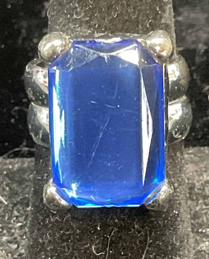 Silver Tone Blue Crystal Cocktail Ring (1 of 6)