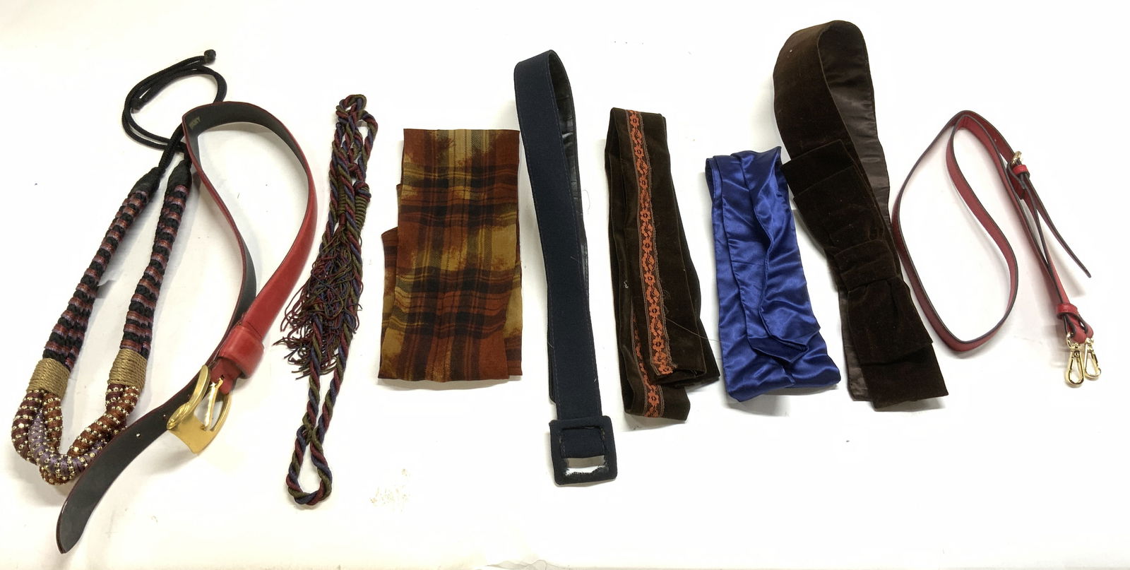 Lot 10 Assorted Fashion Accs Belts, Scarf & More (1 of 13)