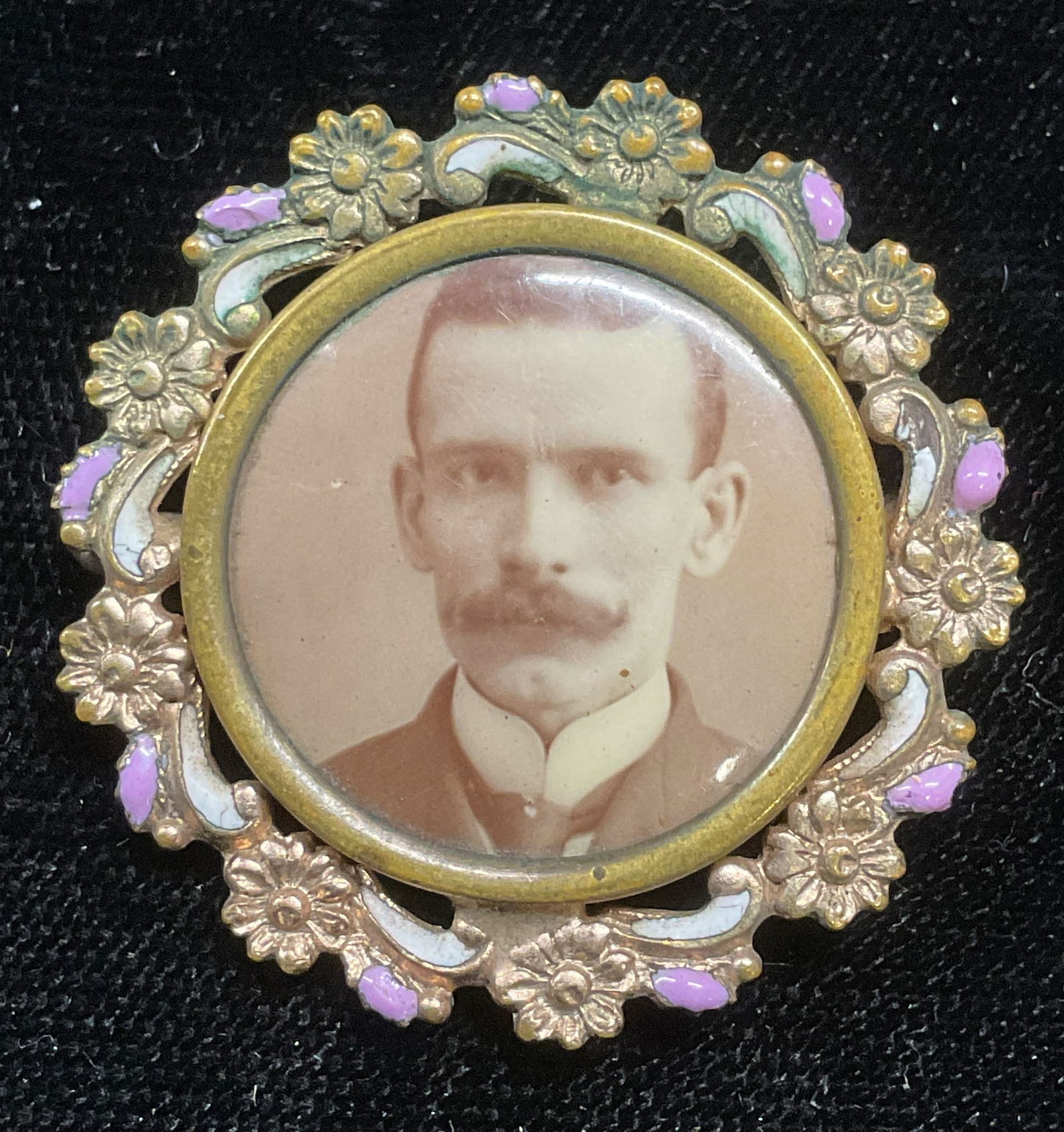 Antique Brass Floral Portrait Brooch (1 of 6)