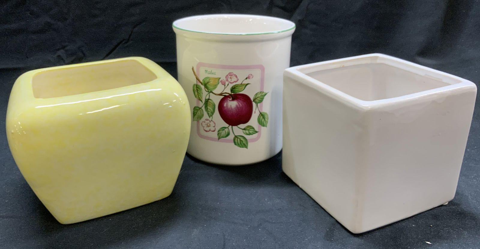 Lot 3 Assorted Porcelain Planters HIMARK & More (1 of 7)