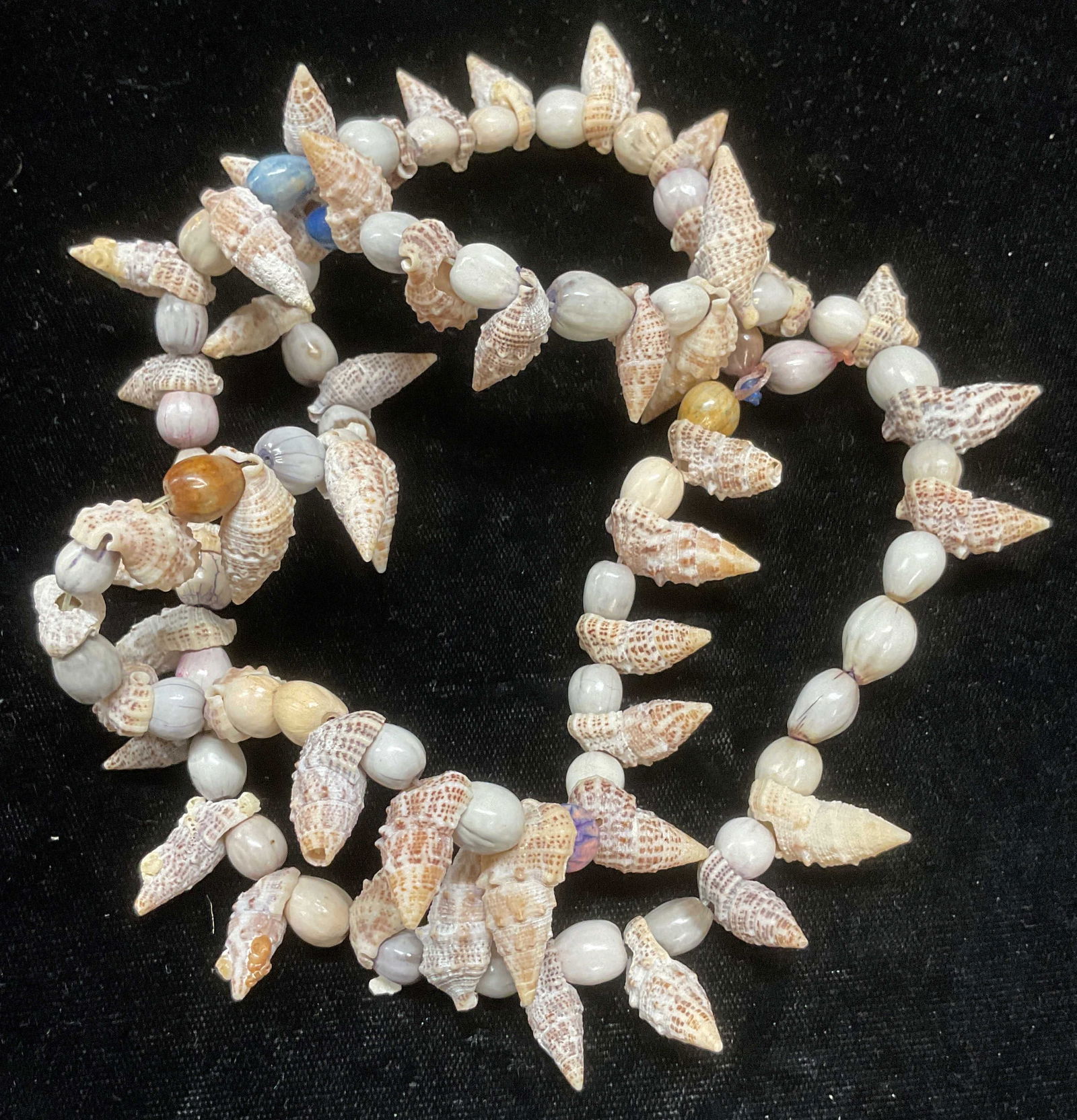 Vintage Shell Beaded Necklace (1 of 6)