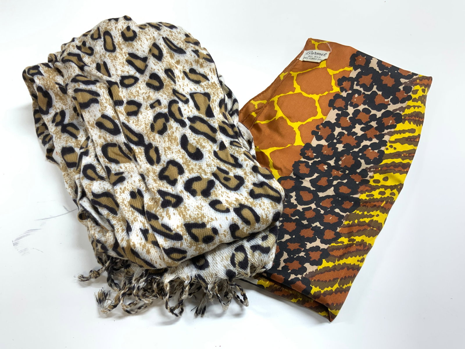 Lot 2 Pashmina & Silk Scarves (1 of 8)