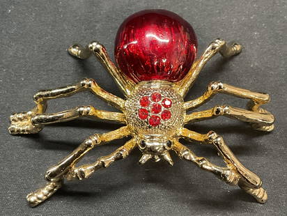 Keren Kopal Enameled Crystal Spider Trinket Box: Keren Kopal gold tone red enamel and crystal decoration spider motif trinket box. Signed on interior. Measures approx. 3 x 2.25 x 1 inches. Some surface wear including scratching observed. Keren