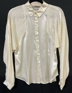 MARY JANE DENZER Silk Beaded Button Up Blouse HK: MARY JANE DENZER 100% Silk Beaded Button Up Blouse. MARY JANE DENZER 100% Silk, 12, Made in Hong Kong. Length measured flat approx. 27 inches. Surface wear consistent with age, use, and exposure.