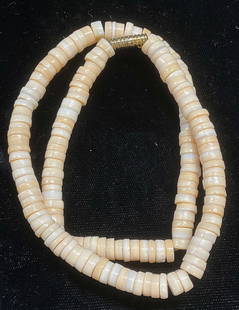 Vintage Shell Beaded Choker Necklace: Vintage Shell chipped disc beaded choker necklace. Drop length approx 7 inches. Some wear including scratching observed. Jewelry, costume jewelry, estate jewelry, fashion jewelry, cocktail