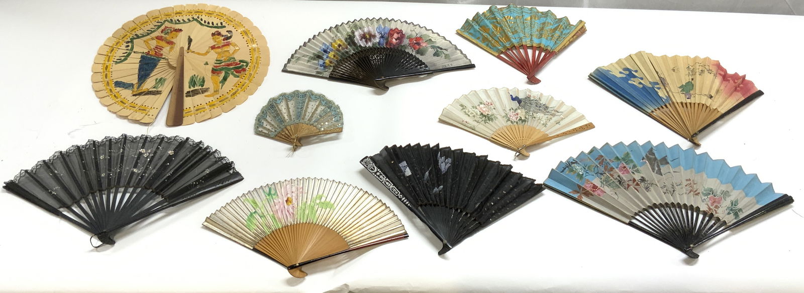 Lot 10 Assorted Asian Handheld Folding Fans (1 of 11)