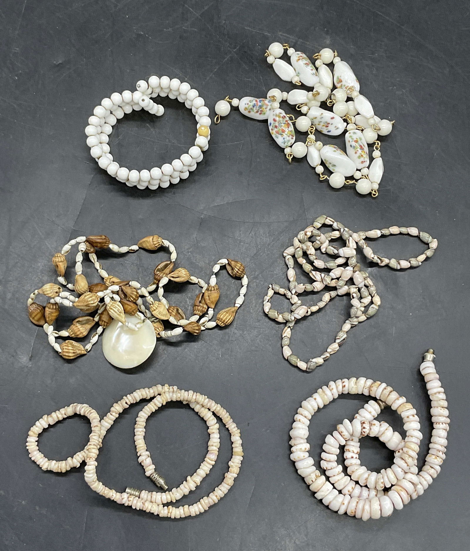 Lot 6 Shell & Beaded Necklaces & Bracelet (1 of 7)