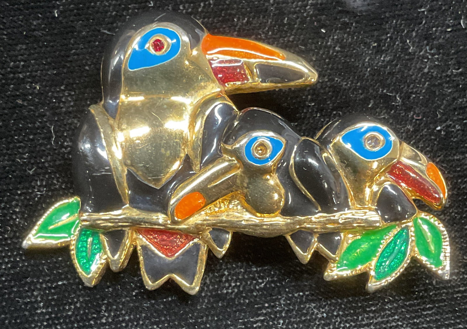 Vintage Gold Tone Enamel Toucan Brooch (1 of 6)