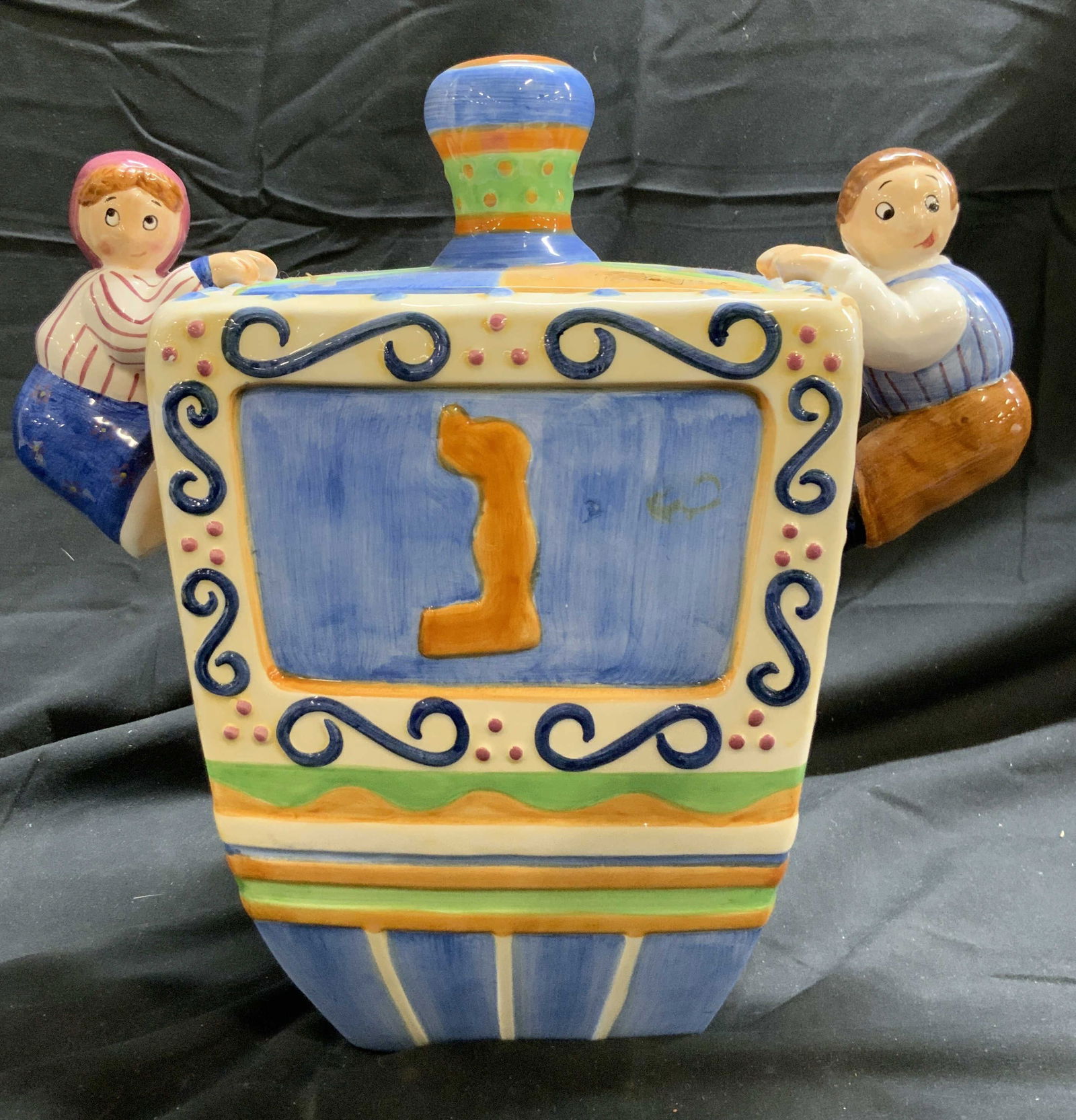LOTUS Dreidel Ceramic Cookie Jar W Lid (1 of 8)