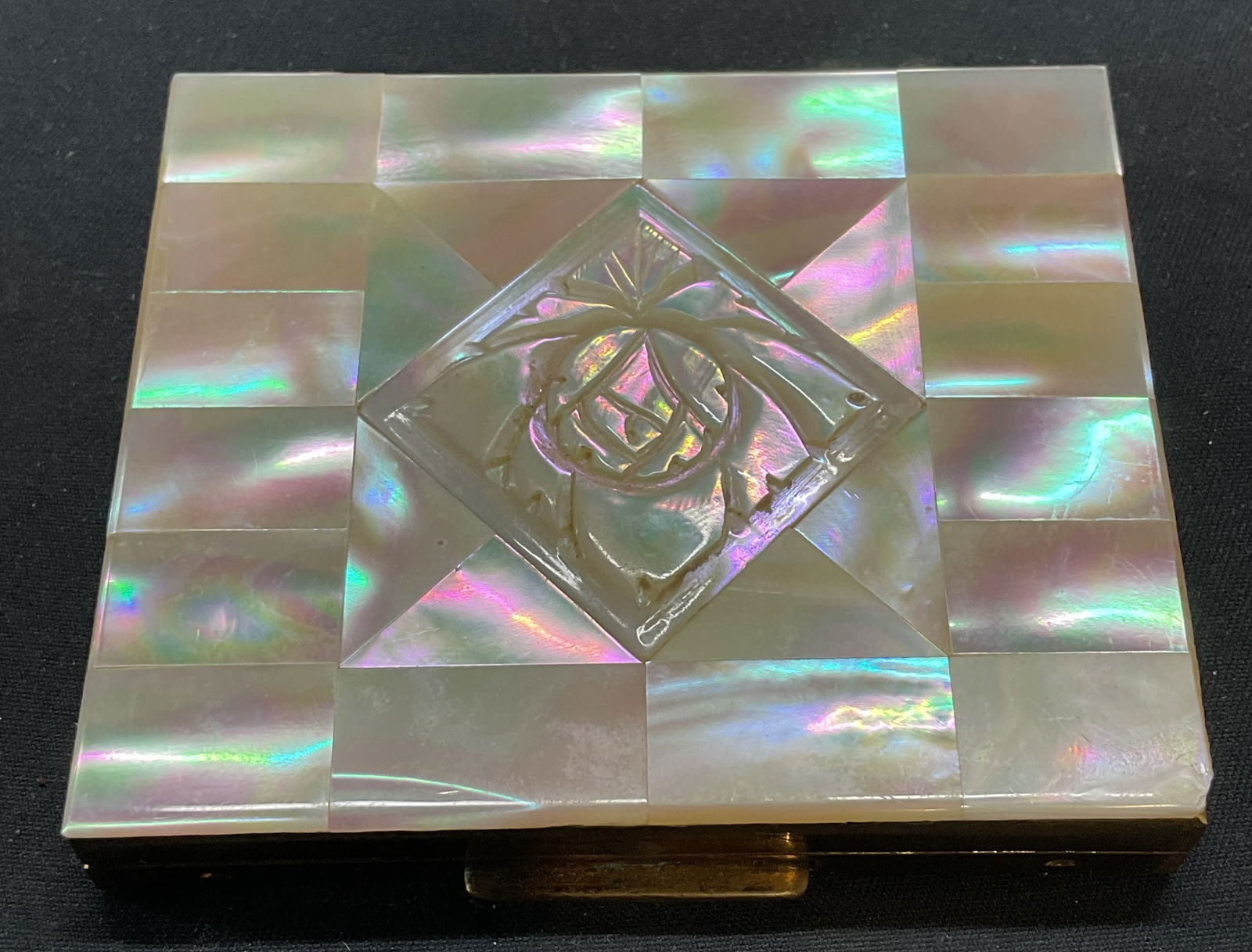 Vtg Gold Tn Mother of Pearl Compact Mirror (1 of 6)