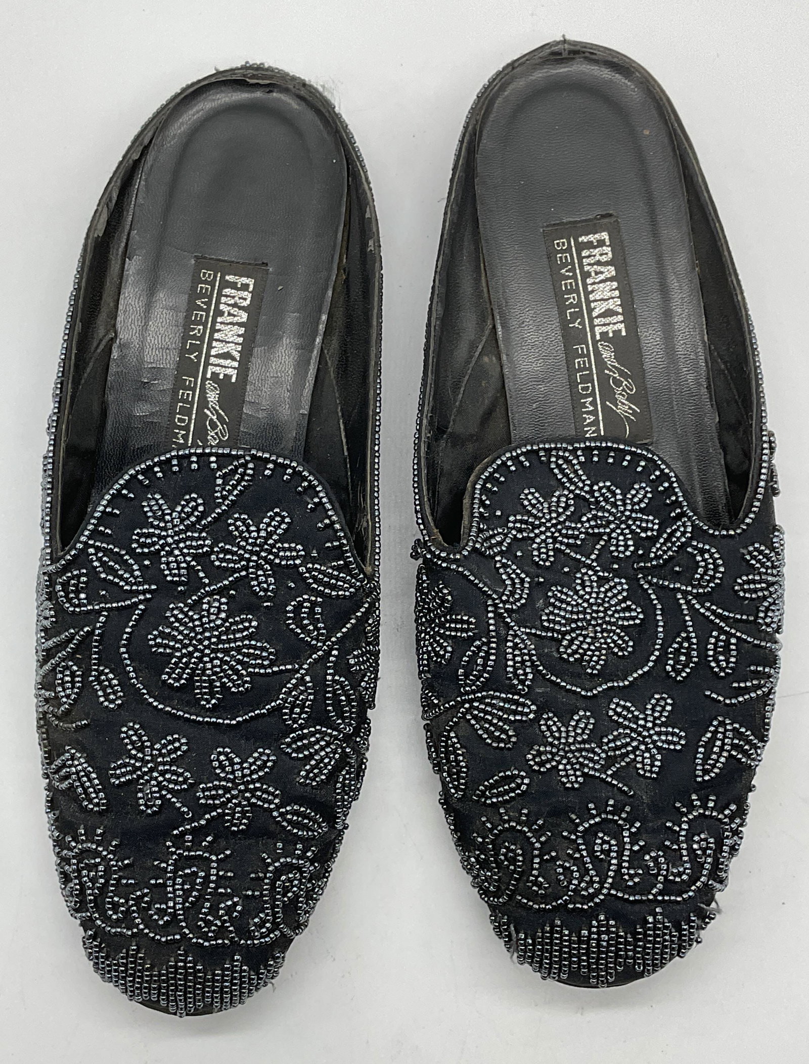 Vtg Frankie & Baby Beverly Feldman Beaded Mules: Vintage Frankie and Baby Beverly Feldman black silk beaded mules. Measure approx. 9.75 inches long. Some wear to material and loss to beaded observed. Frankie and baby, Beverly Feldman, ladies designe