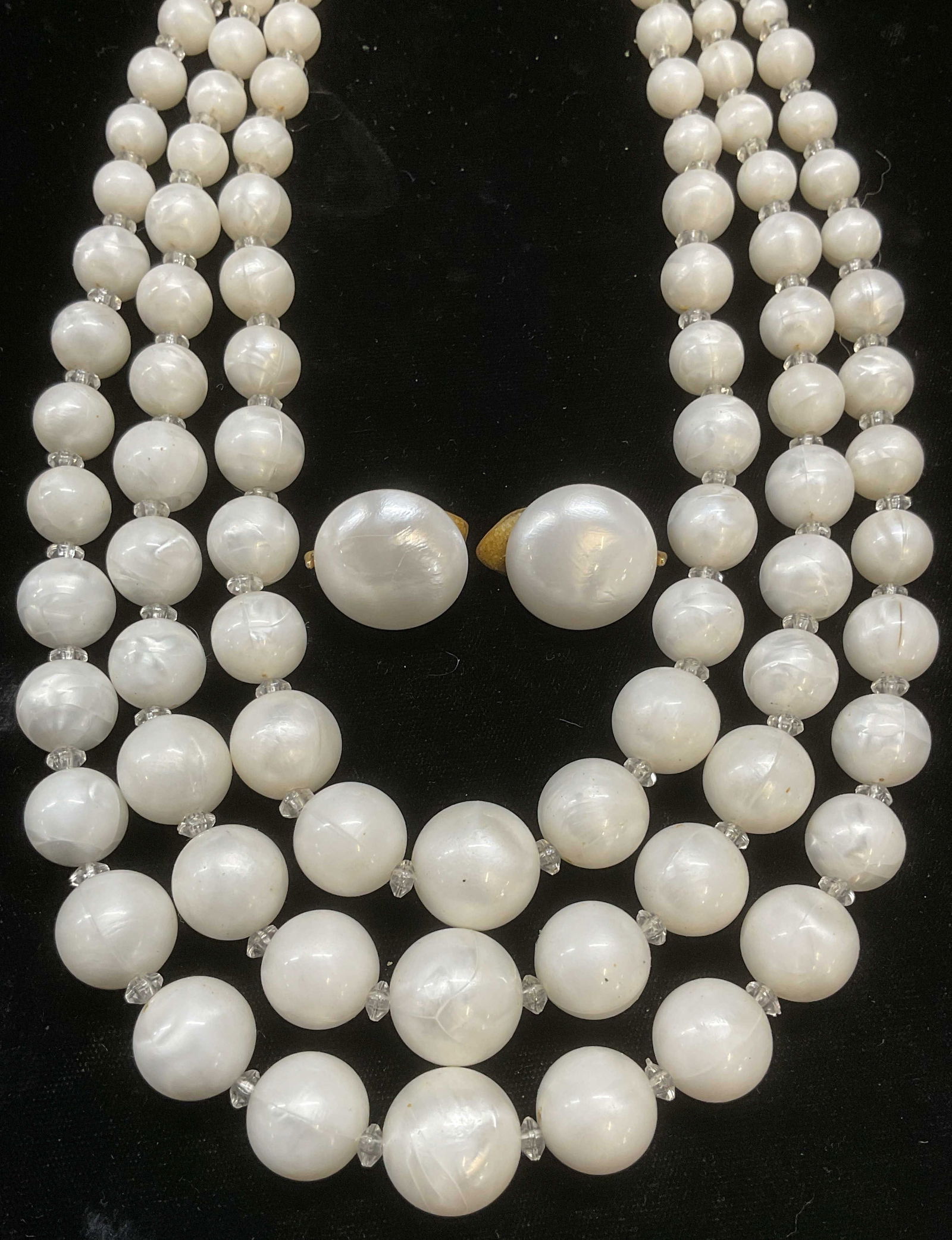 Lot 2 Vtg Trifari Faux Pearl Earrings & Necklace (1 of 7)