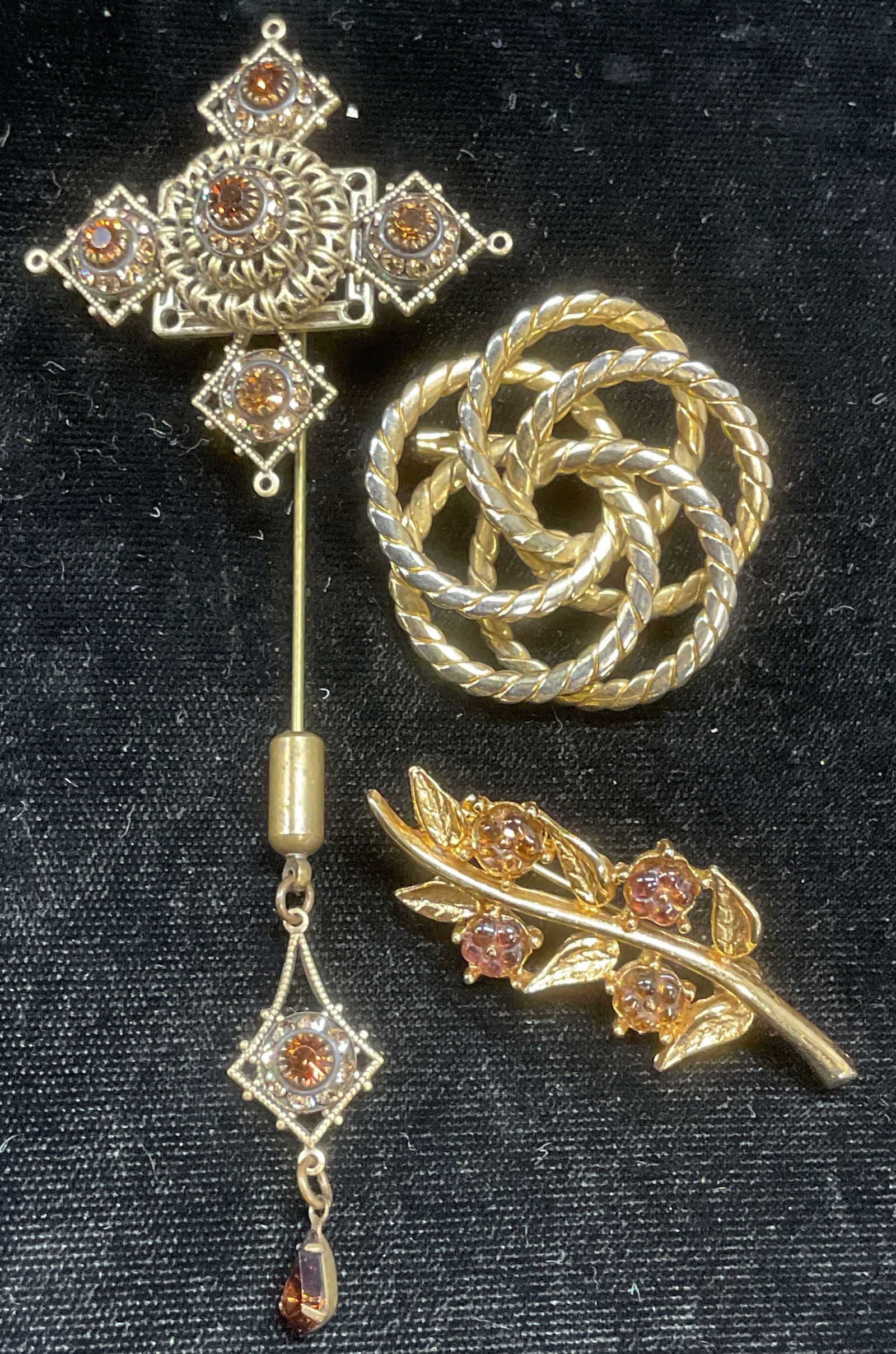 Lot 3 Vintage Gold Tn Crystal Brooches & Pin (1 of 8)