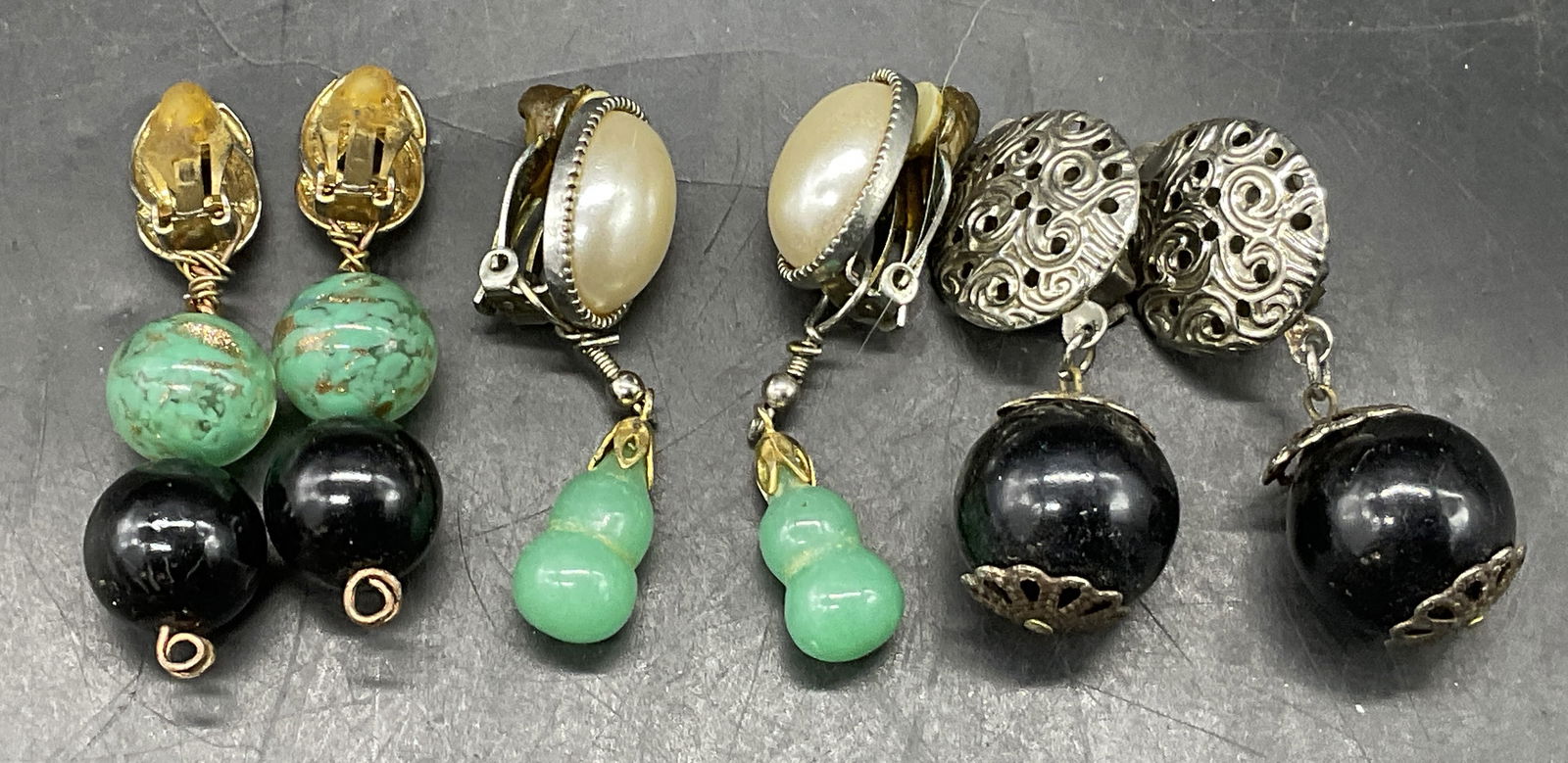 Lot 3 Vintage Beaded Clip On Drop Earrings (1 of 7)