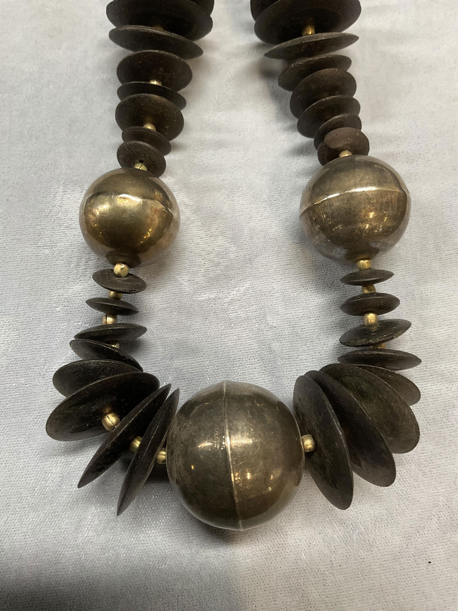 Vtg Silver Tone & Black Wood Beaded Necklace (1 of 6)