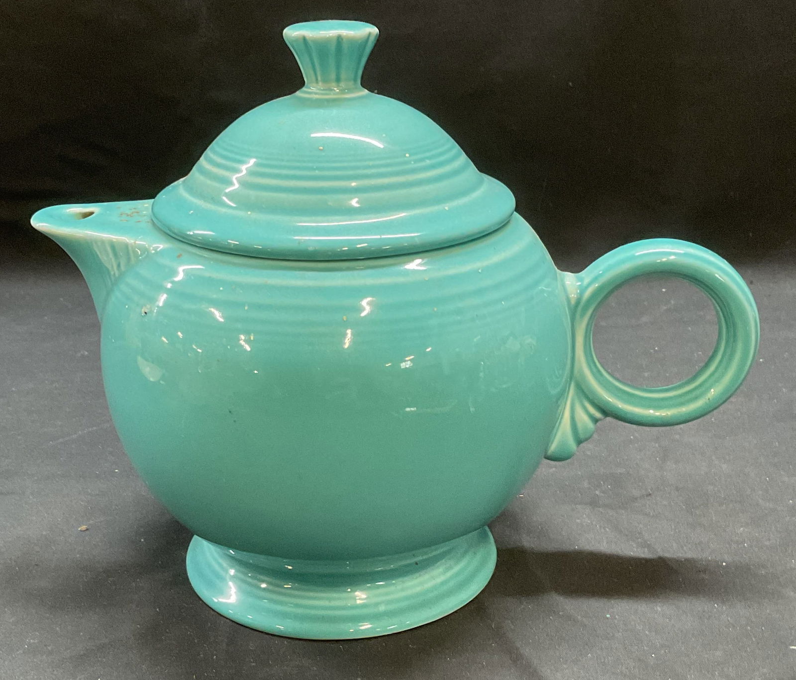 Vtg Homer Laughlin Fiesta Ceramic Teapot (1 of 6)