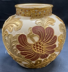 Vintage Wedgwood Gilt Floral Earthenware Vase