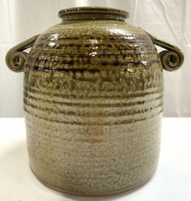 SVEND BAYER Signed Vtg Handcrafted Ceramic Urn