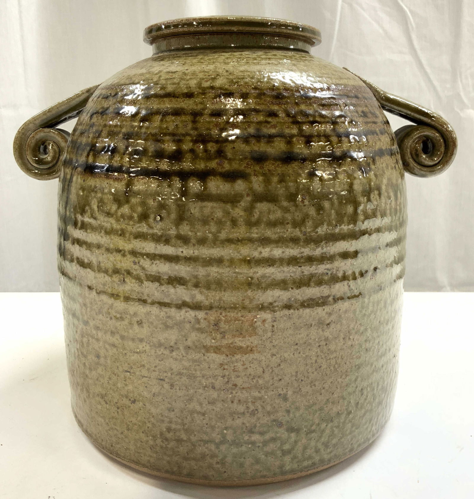 SVEND BAYER Signed Vtg Handcrafted Ceramic Urn (1 of 8)