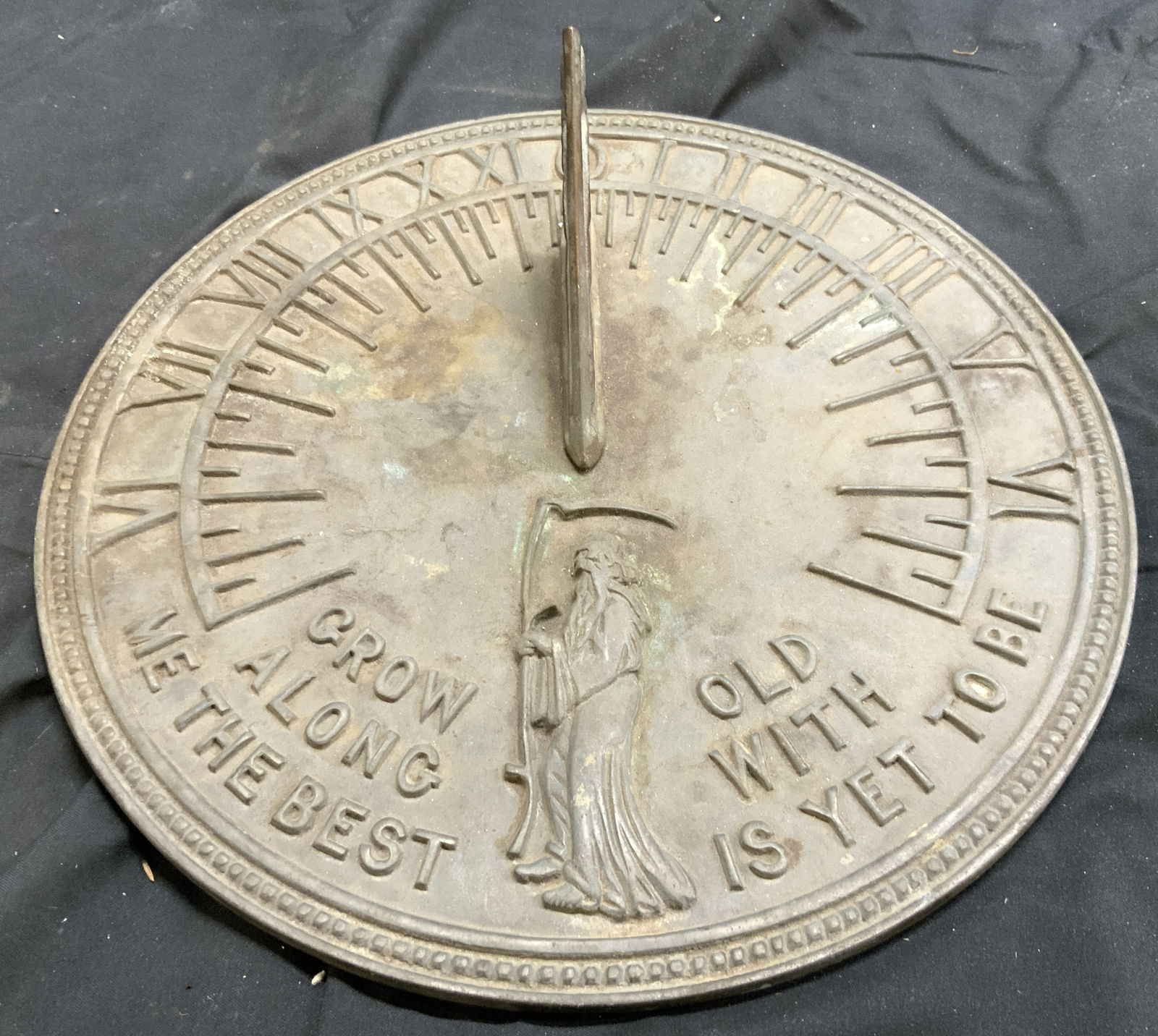 FLORA & FAUNA Vntg Cast Metal Sundial With Text (1 of 9)