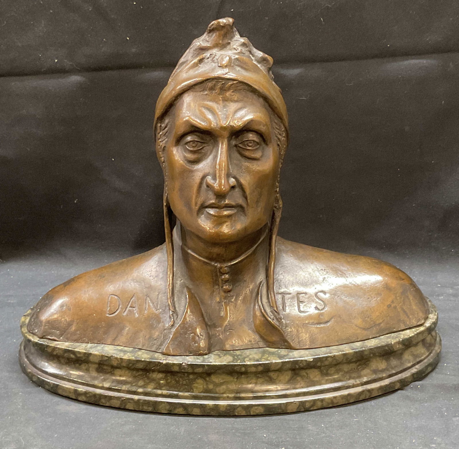 Vintage Bronze Bust of Dante Alighieri (1 of 7)
