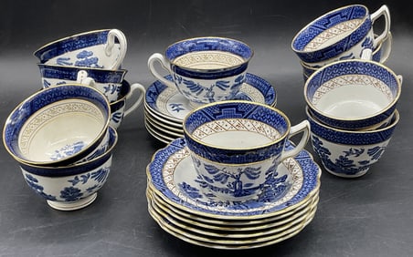 Lot 24 Vntg Teacups & Saucers, Ironstone Eng +