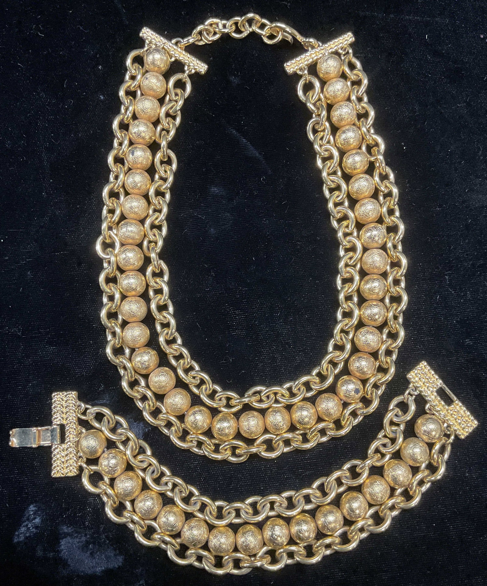 Vtg Monet Gold Beaded Chain Necklace & Bracelet (1 of 7)