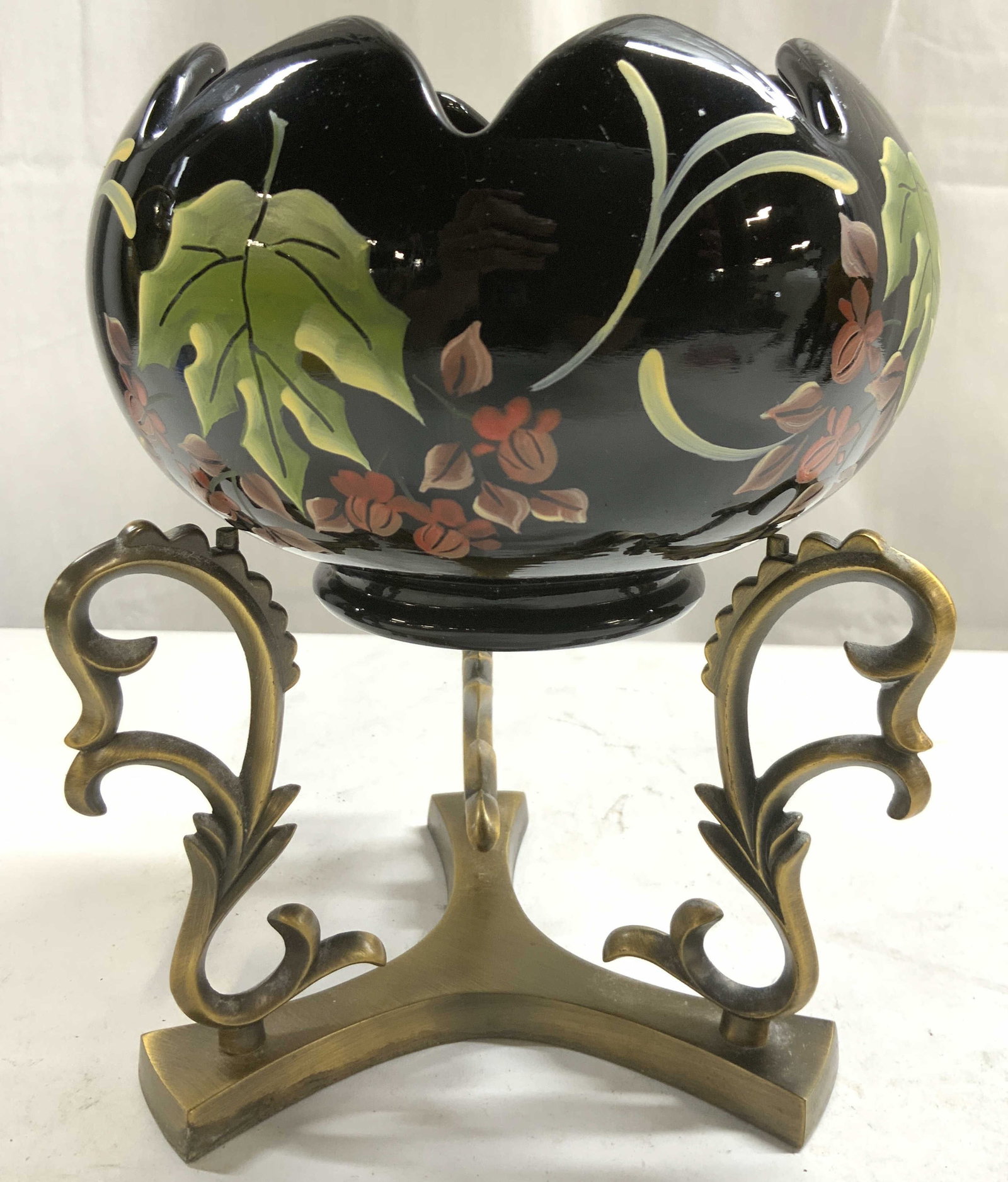 Sgnd SUSAN BRYAN FENTON H Painted Bwl W Metal Stnd (1 of 8)