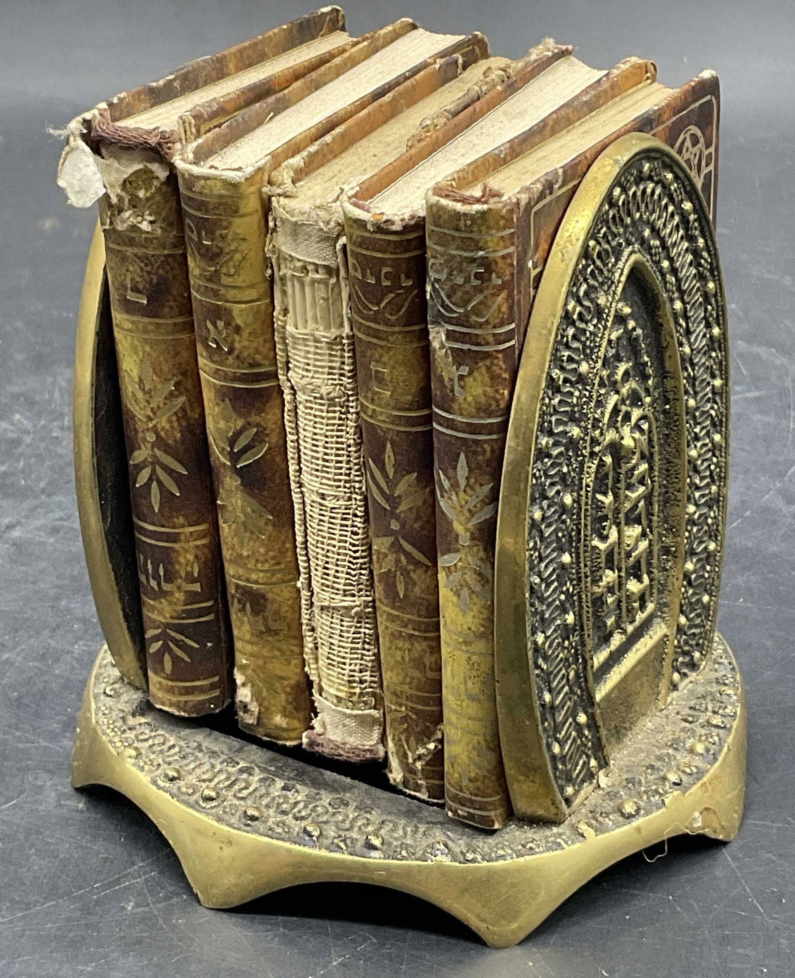 ABADA Brass Bookstand W/ Vintage Judaica Books (1 of 8)