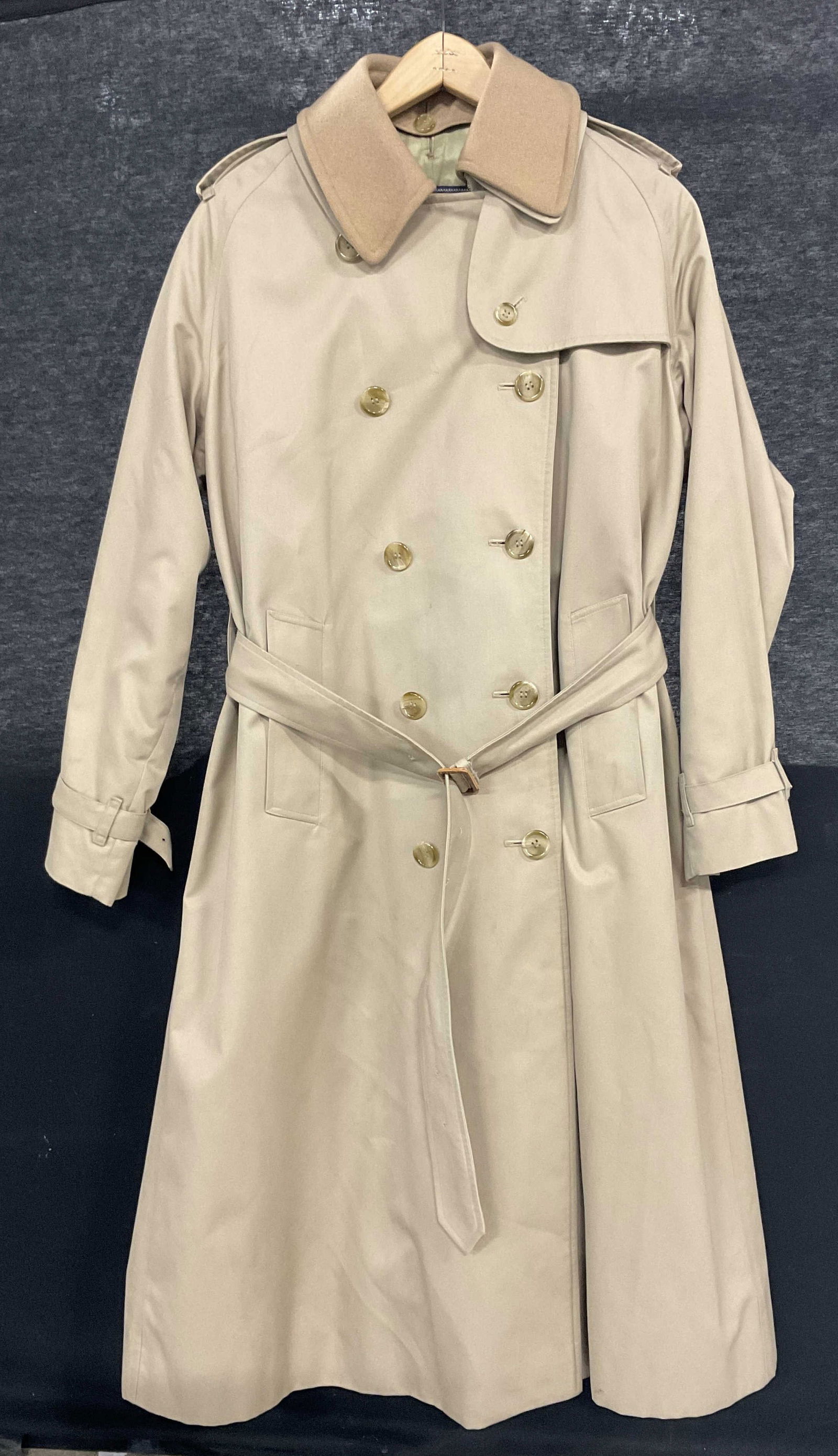 BURBERRYS Nova Check Coat & BURBERRYS Coat Insert (1 of 12)