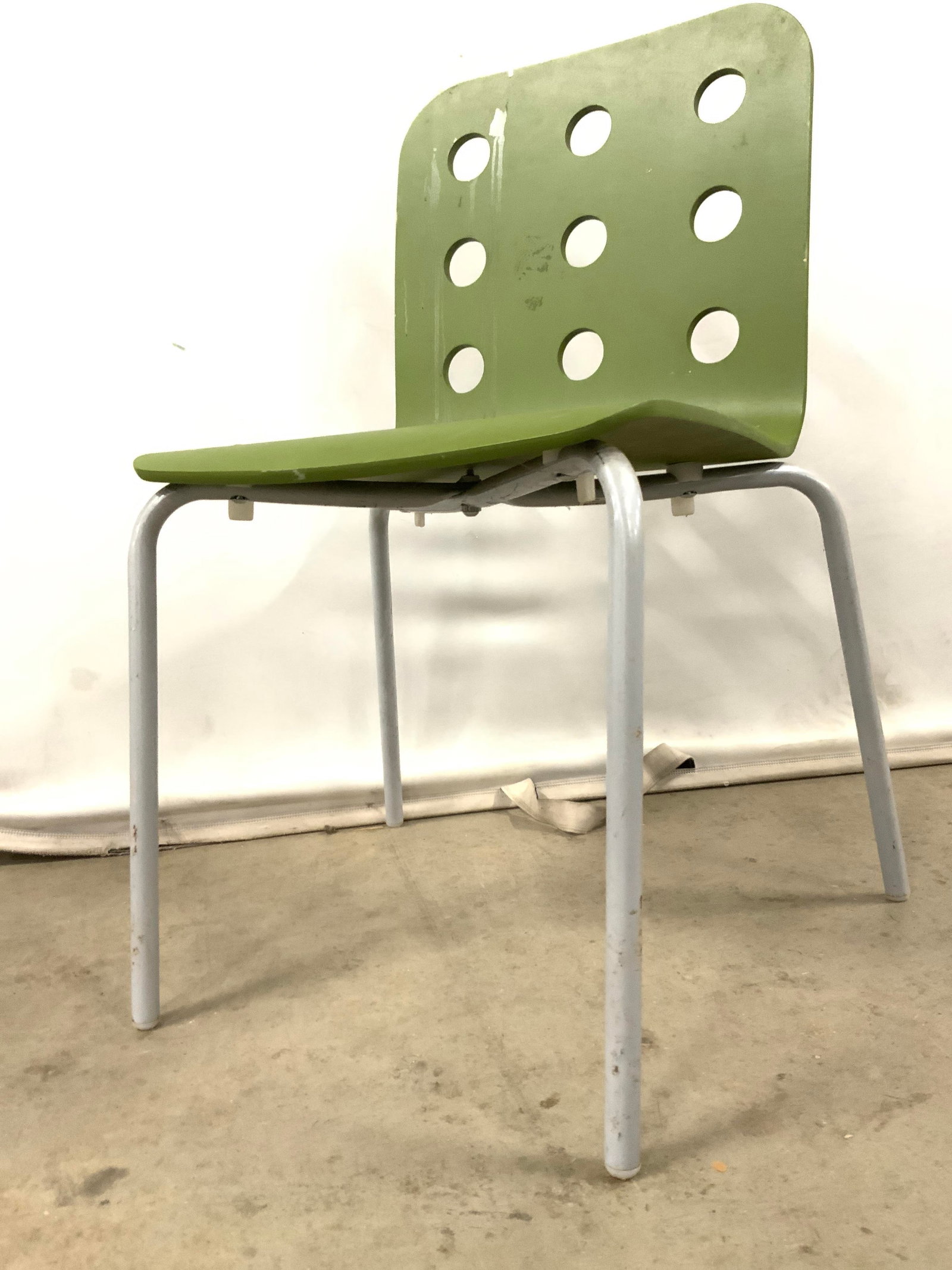 IKEA JULES MCM Side Chair Green: Tag on understanding reads IKEA JULES. Chair is mid century modern. Chair has pierced circular detail to backrest. 32.5 inches tall 18 inches wide 20 inches deep. Chair, IKEA chair, IKEA Jules chair, 