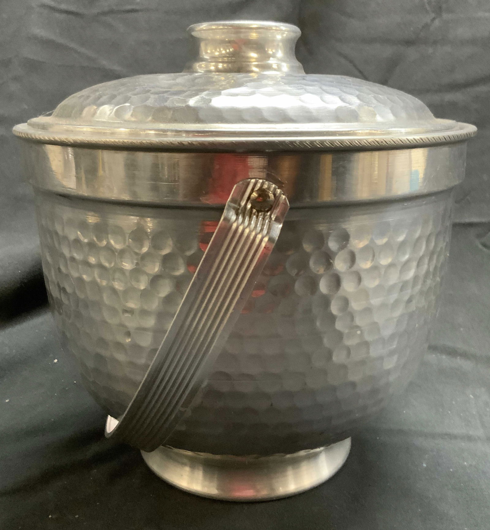 NASCO Hammered Aluminum Ice Bucket W lid ITALY (1 of 7)