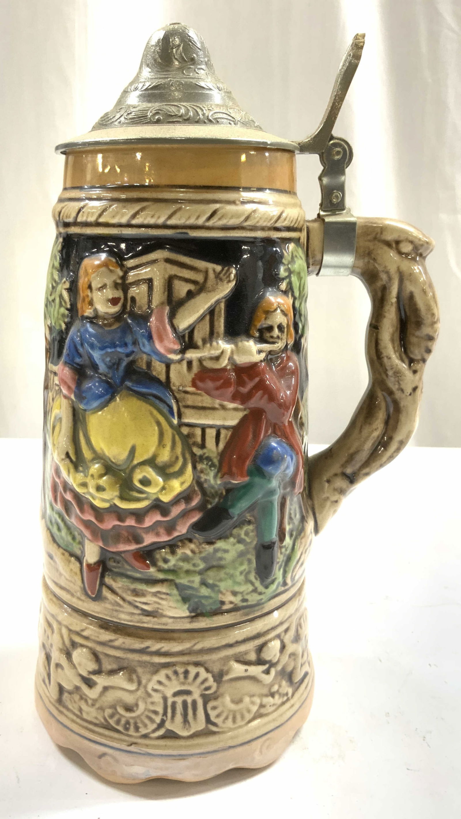 Vtg Ceramic German Beer Stein Music Box W Lid (1 of 6)