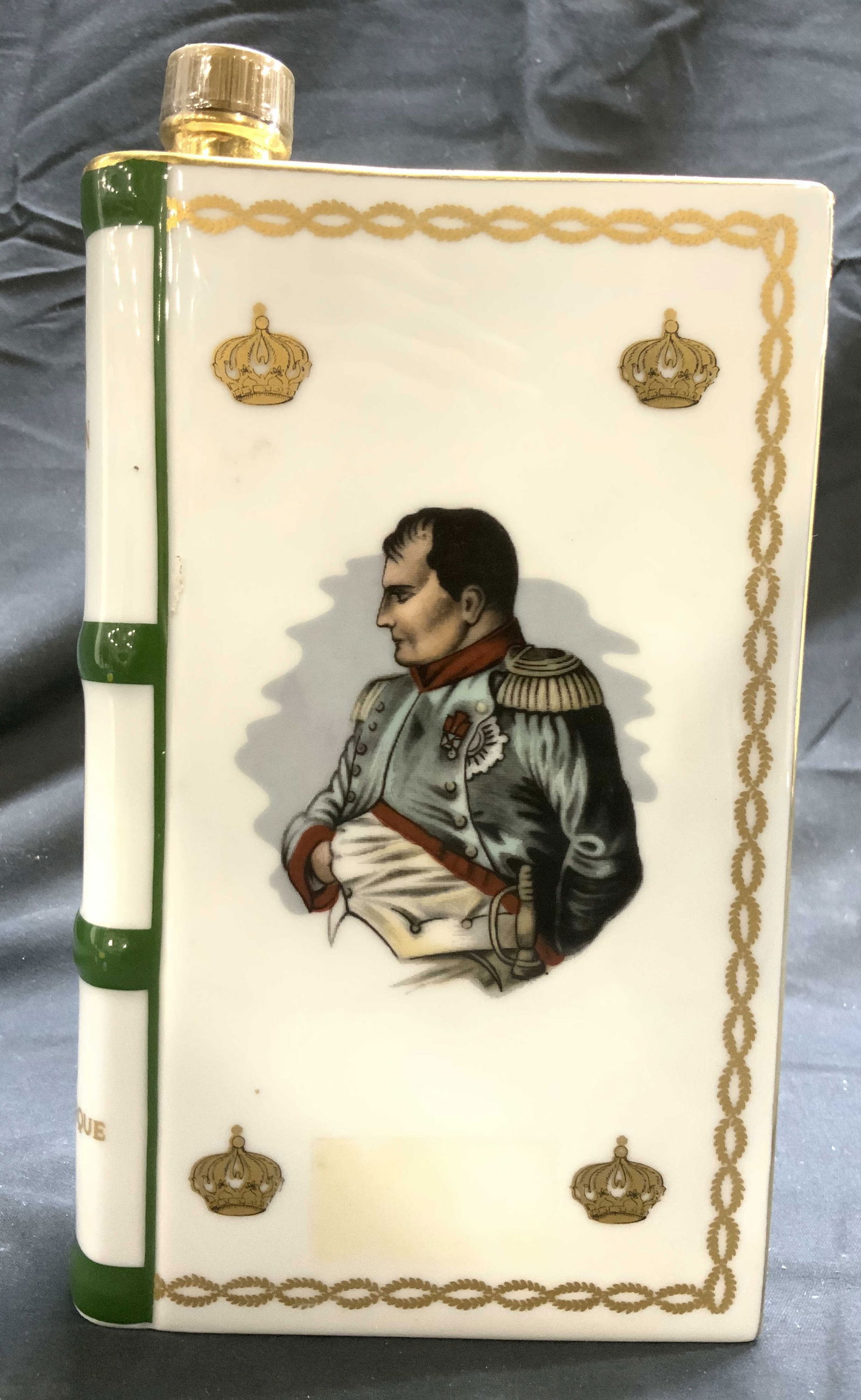 French Limoges Haviland Porc Camus Napoleon Decanter: Underside is marked BERNARDAUD LIMOGES FRANCE. Decanter is white toned, piece has book form. Piece reads BI CENTENAIRE DE LEMPEREUR NAPOLEON. Backside has portrait profile image. Includes stopper. Pie