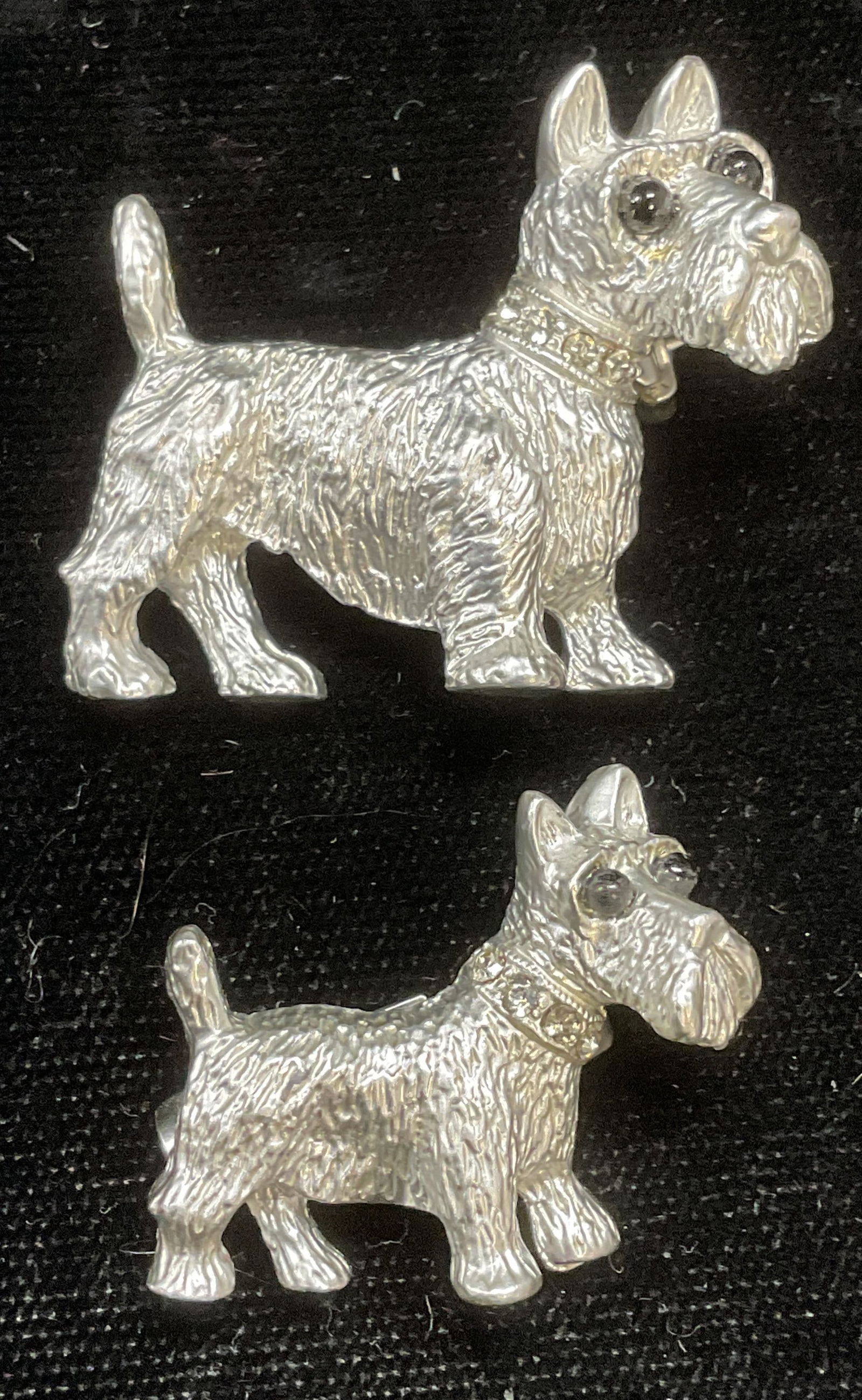 Lot 2 Vtg Silver Tn Crystal Terrier Dog Brooches (1 of 6)