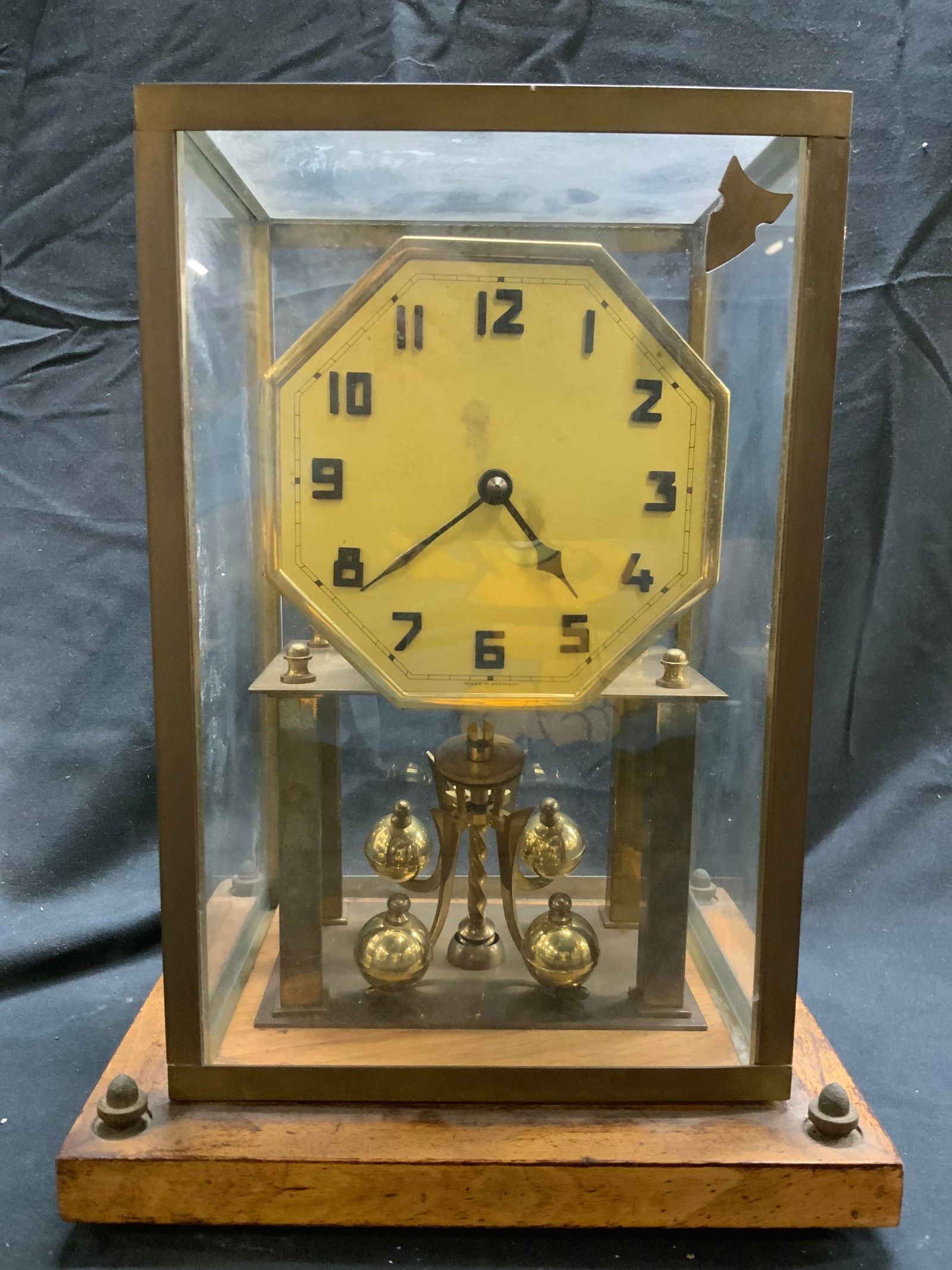 J LINK & CO Vntg Gilt Metal & Wood Mantel Clock (1 of 9)