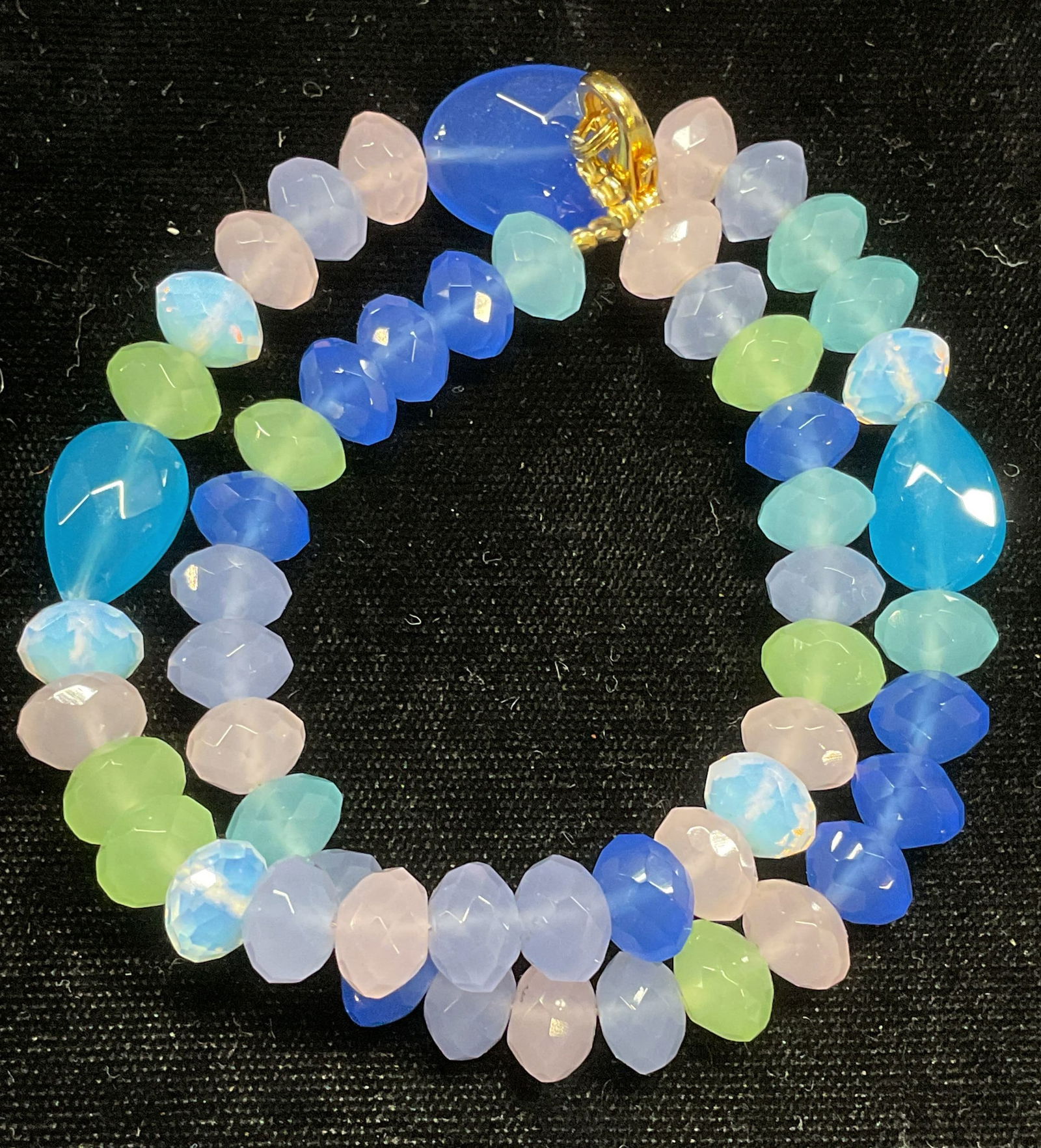 Vintage Blue Multicolor Crystal Beaded Necklace: Vintage crystal beaded necklace. Blue, pink, and green. Drop length approx 7 inches. Some wear including scratching observed. Jewelry, estate jewelry, costume jewelry, cocktail jewelry, fashion jewelr