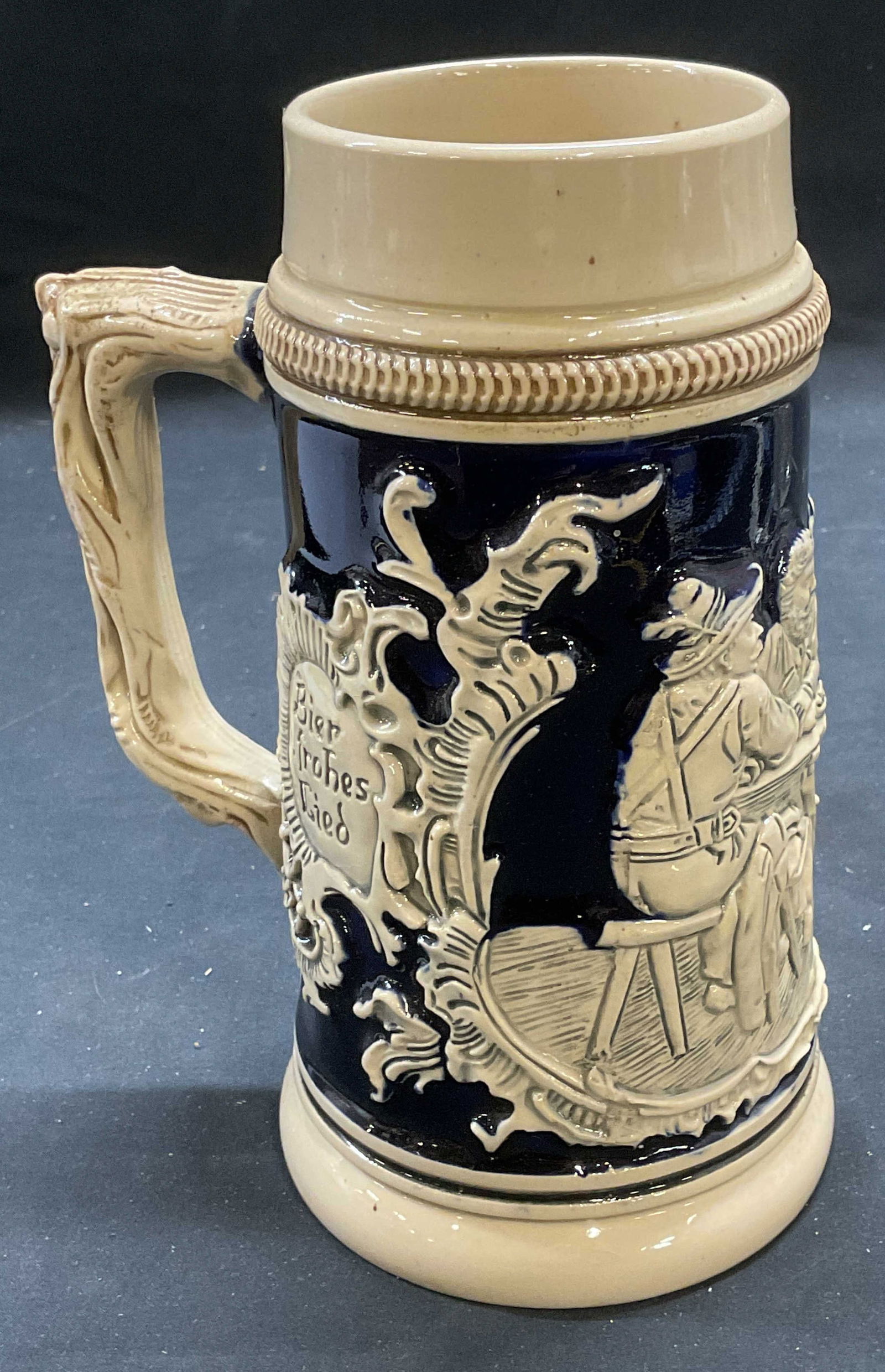 Signed Vtg German Stoneware Beer Stein (1 of 6)