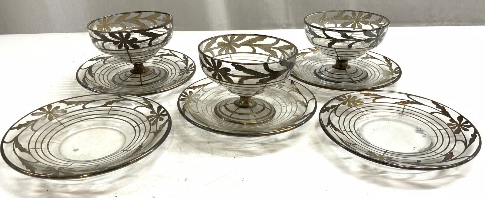 Set 8 Silv Pl Overlay Glass Goblets & Saucers (1 of 6)