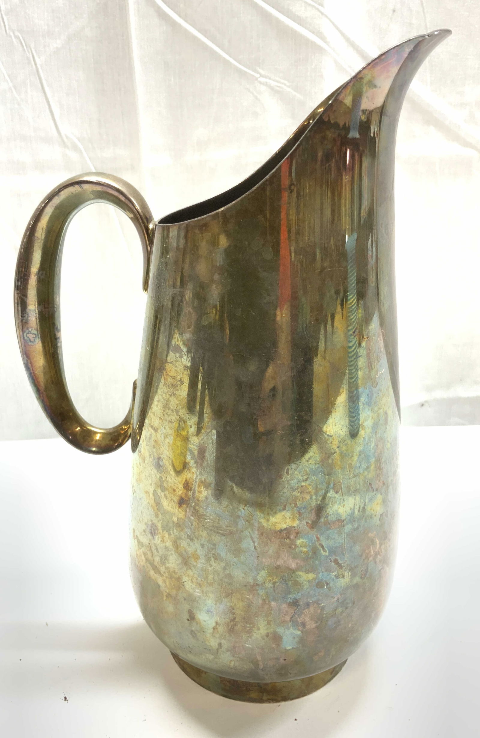 REED & BARTON Silver Plate Vintage Pitcher (1 of 6)