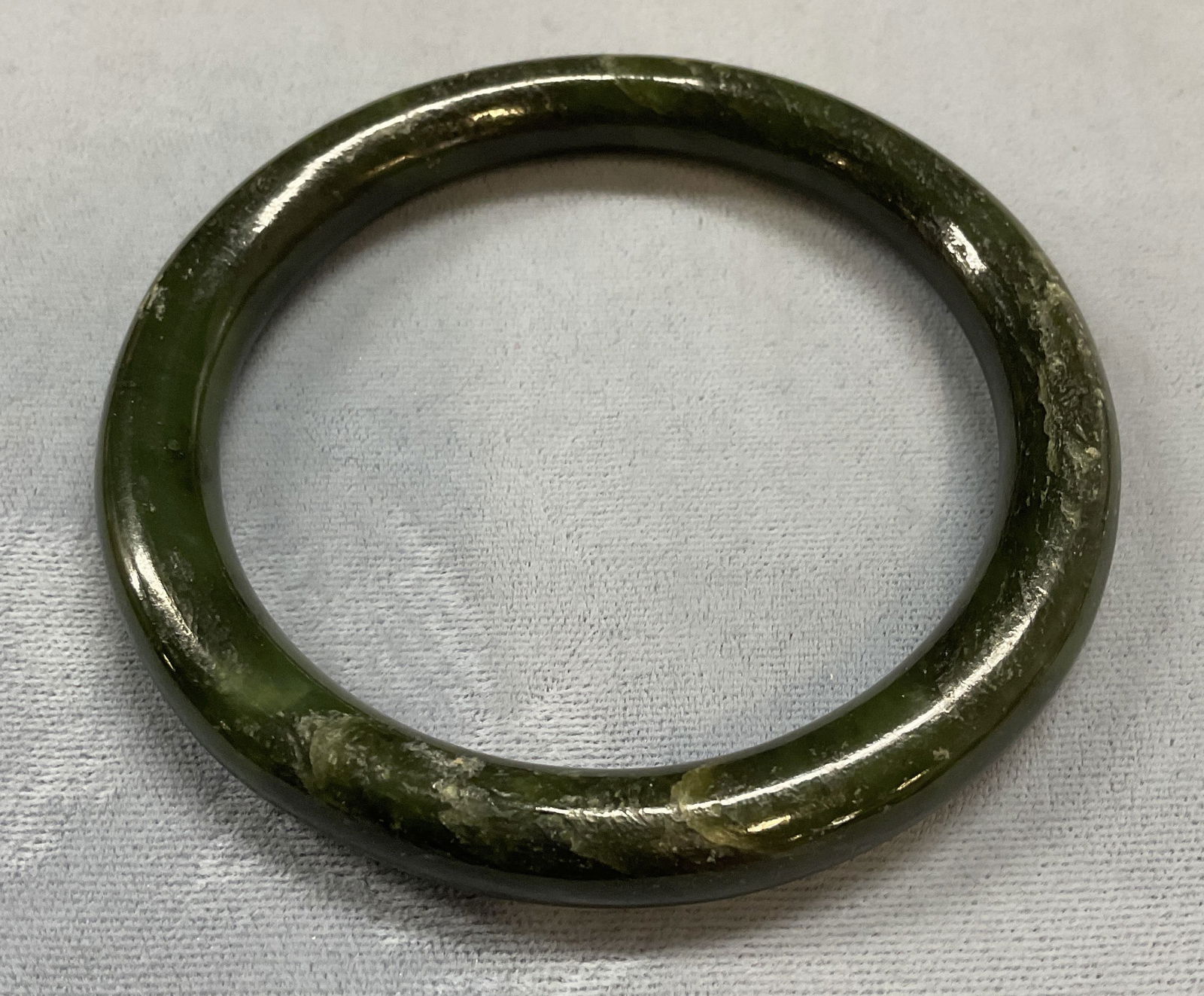 Vintage Carved Green Jade Bangle Bracelet (1 of 6)