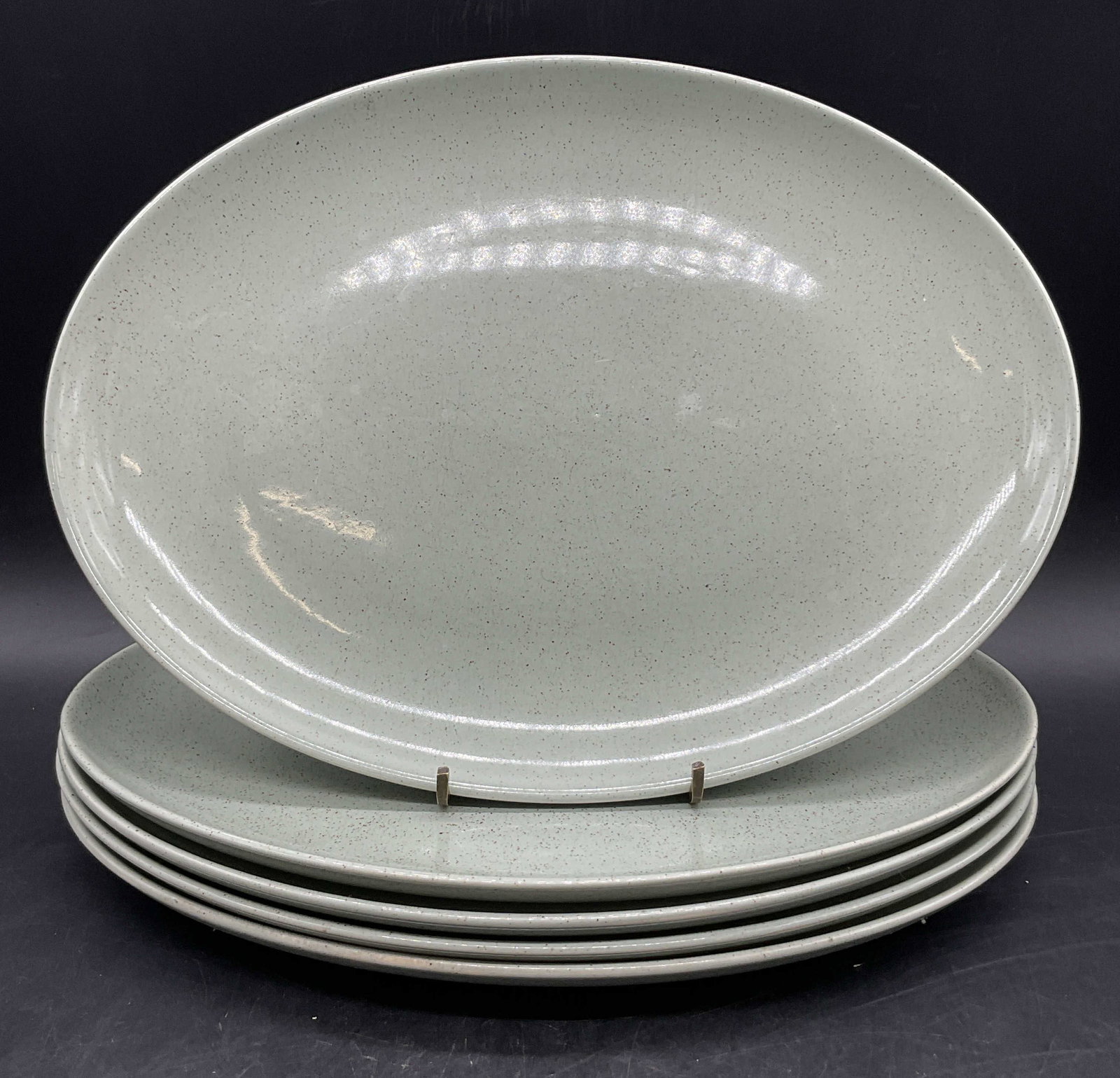5 TAYLOR SMITH TAYLOR PEBBLEFORD Ceramic Plates (1 of 8)