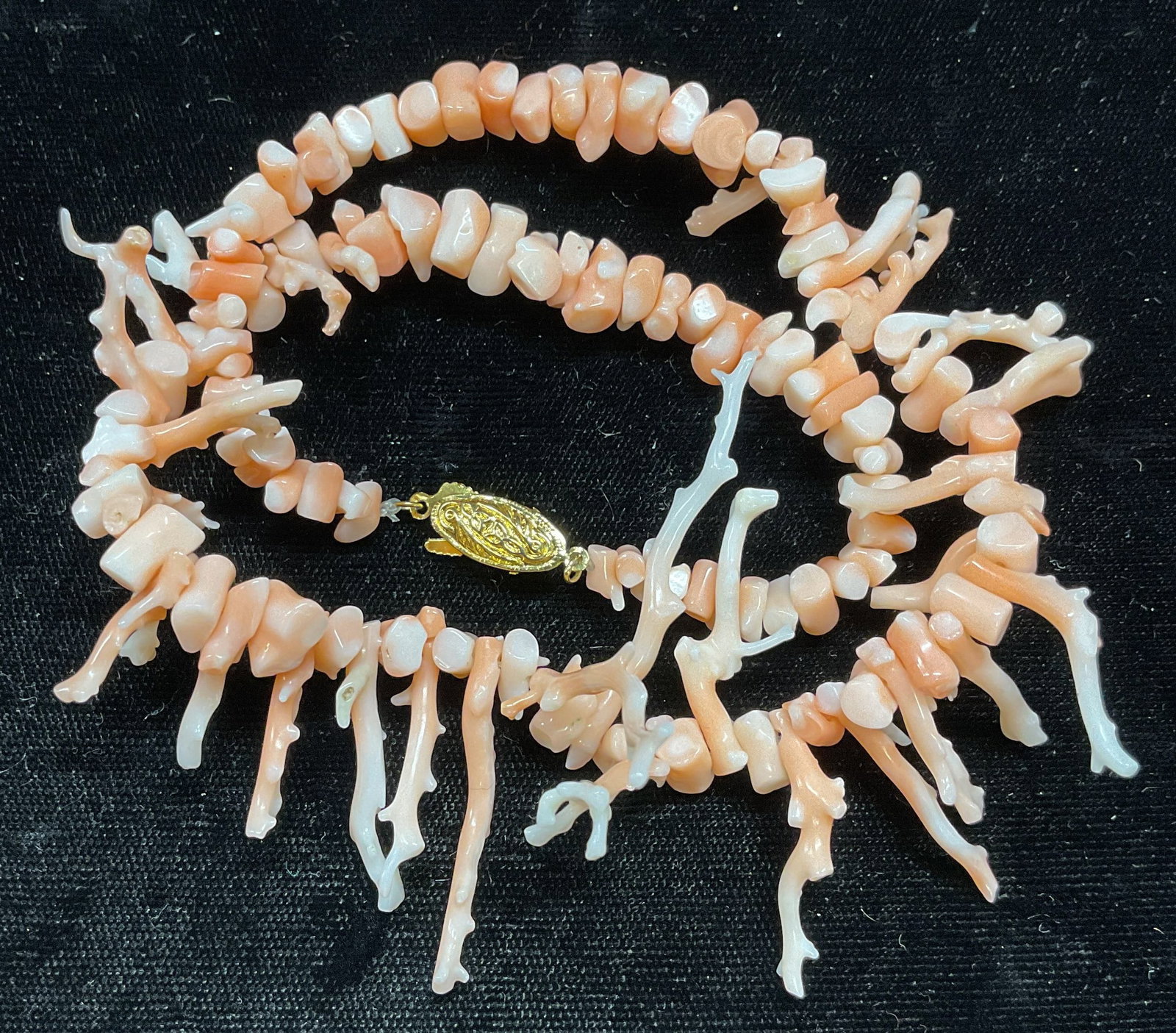 Vintage Pink Branch Coral Choker Necklace: Vintage pink toned branch and chipped coral beaded choker necklace. Drop length approx. 7 inches. Some surface wear including scratching observed. Jewelry, estate jewelry, fine jewelry, cocktail jewel