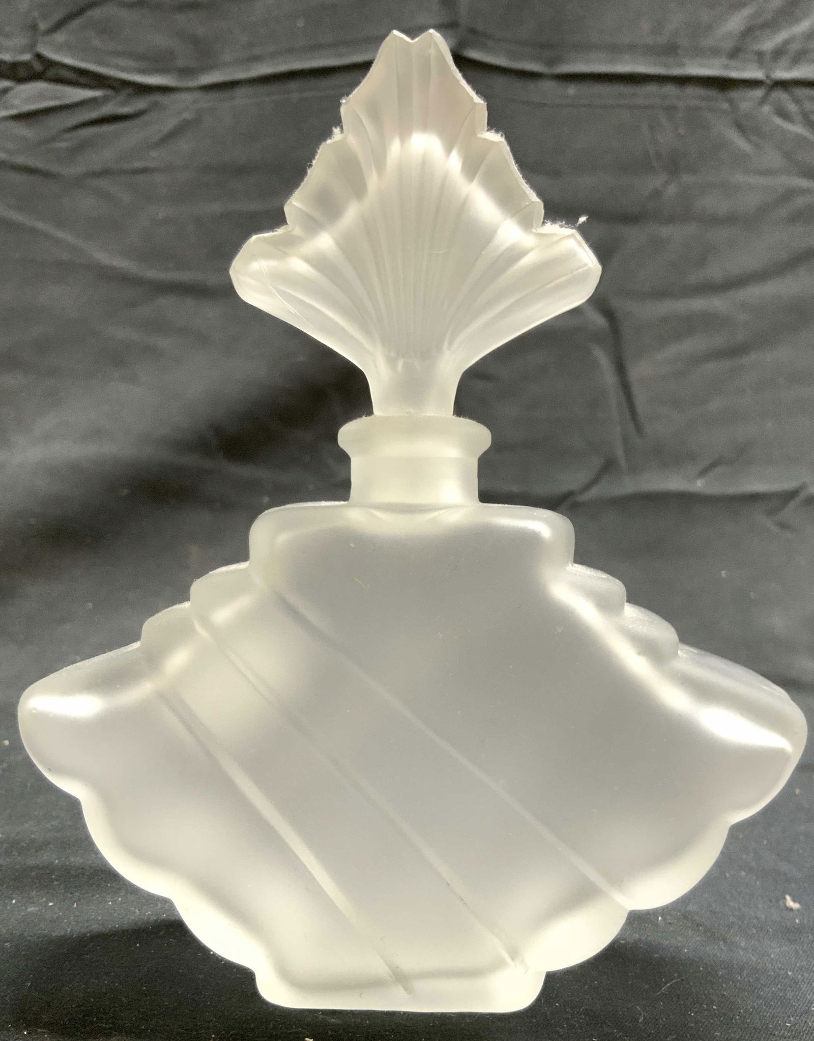 Vntg Art Deco Style Perfume Bottle W Stopper (1 of 7)