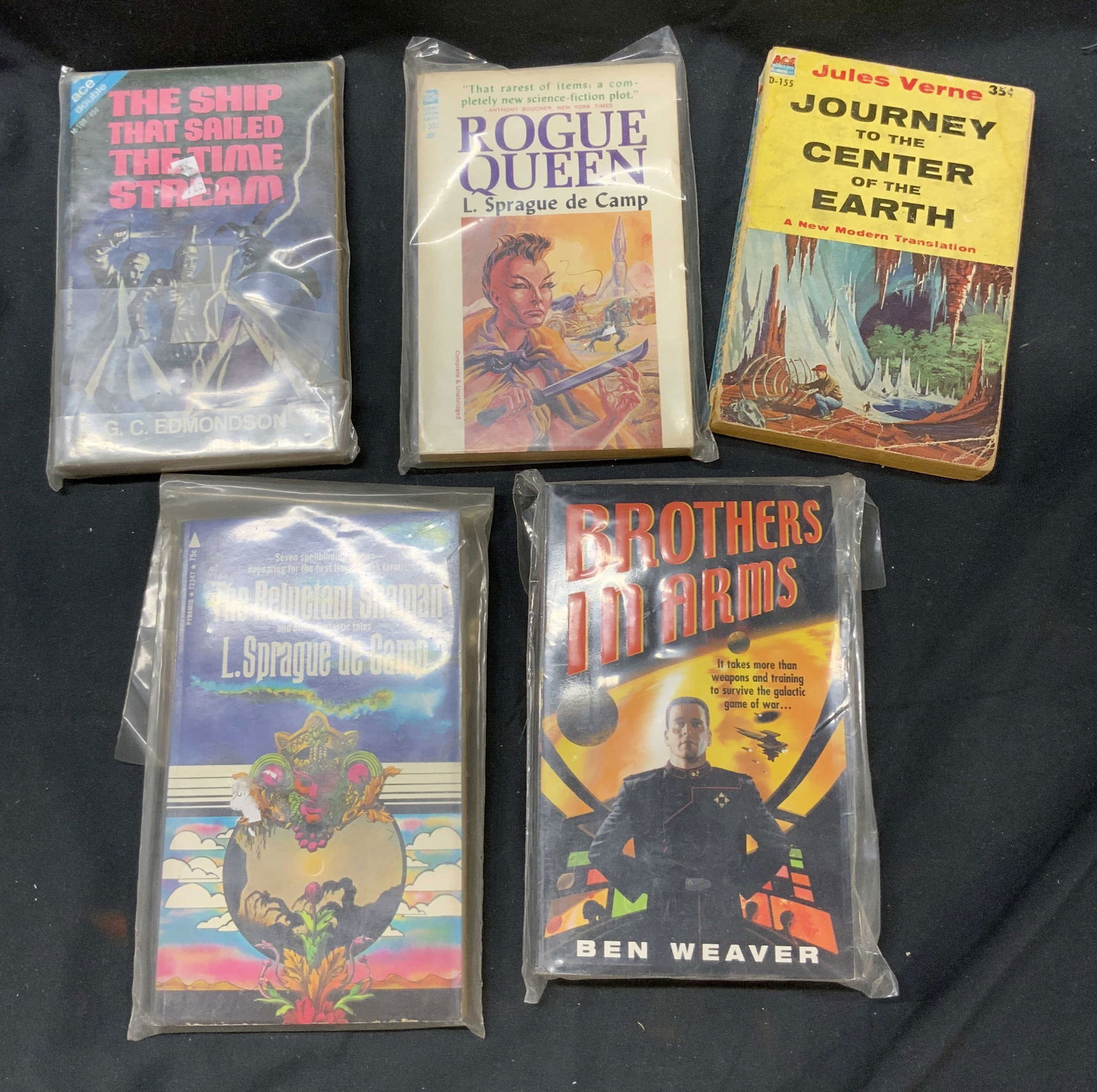 Lot 5 Vntg Science Fiction Books 1959s&more (1 of 7)