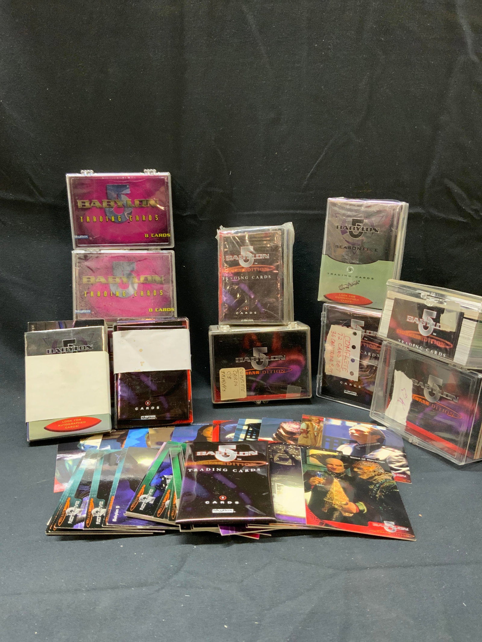 Group Lot 1997 BabyLon Season 5 Trading Cards: Group Lot 1997 BabyLon Season 5 Trading Cards Released in 1997 by Warner Bros. Over 100+ cards with different illustrations on each trading card. Characters like Jeffrey Sinclair, Delenn, GKar, Caroly