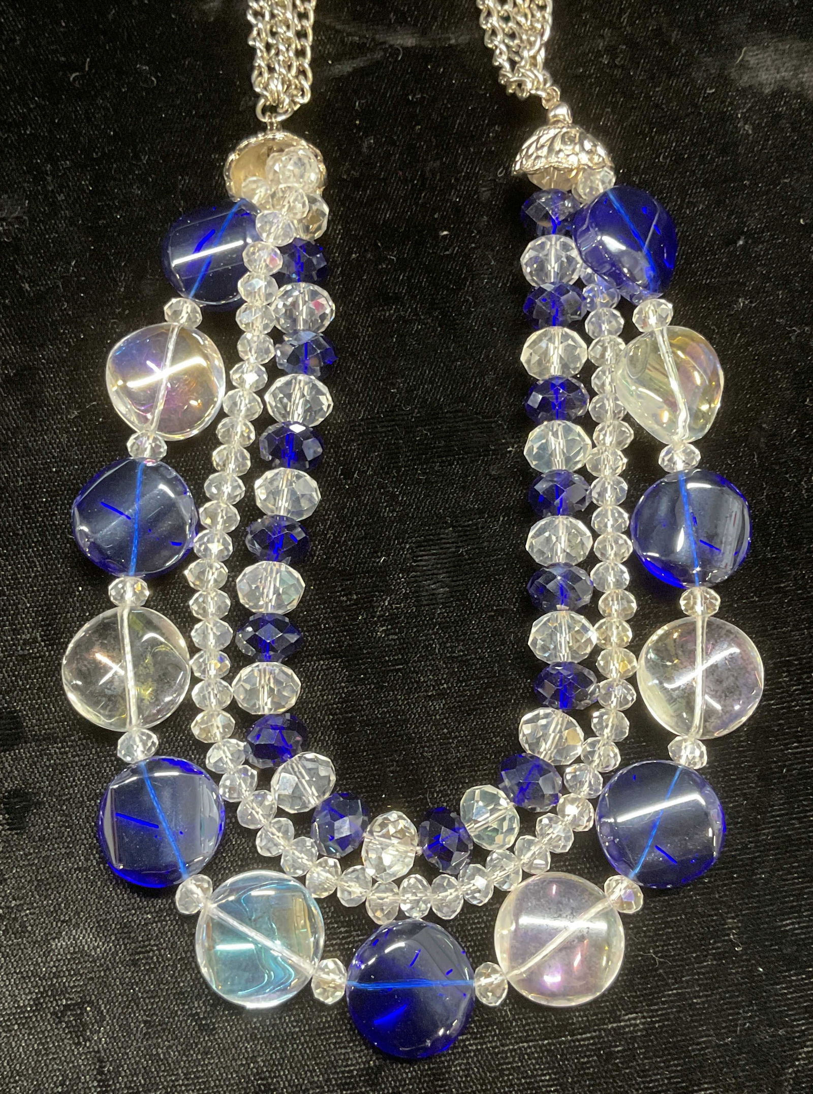 Vtg Silver Tone Blue Crystal Beaded Necklace (1 of 6)