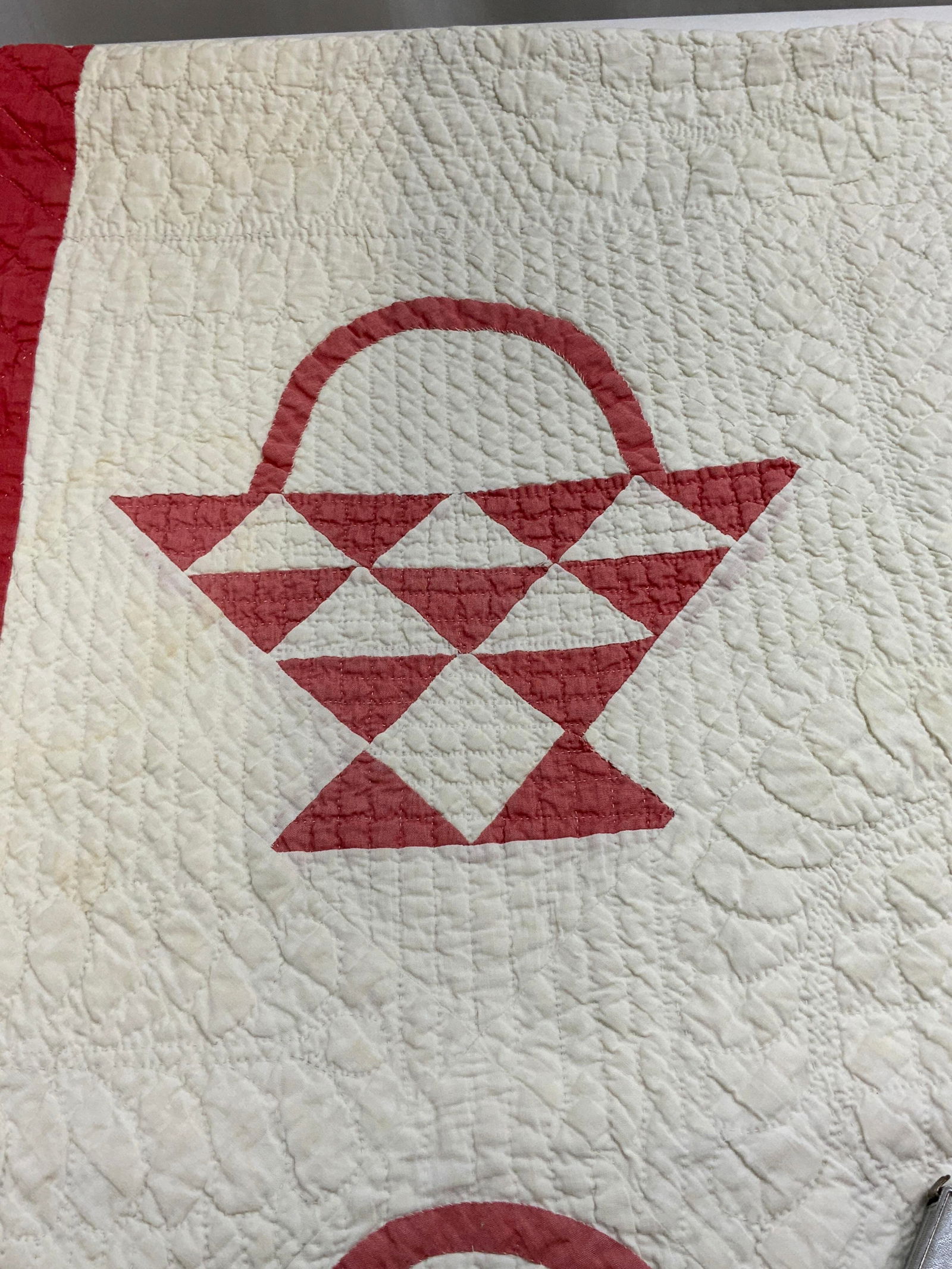 Red & White Diamond Basket Pattern Quilt (1 of 8)