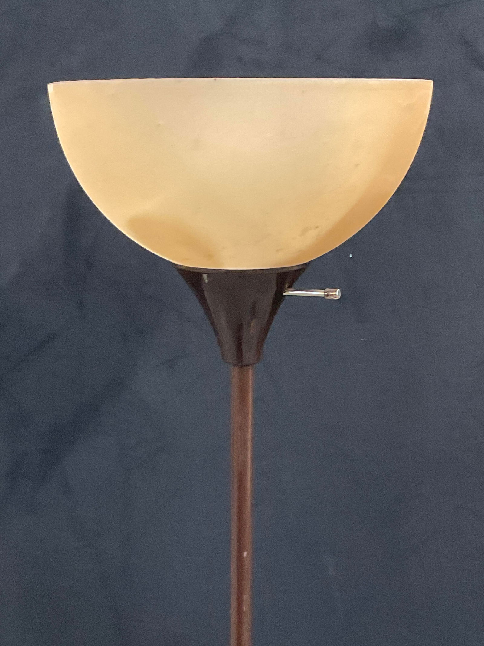 Brown Metal Standing Floor Lamp W/ Lampshade (1 of 8)