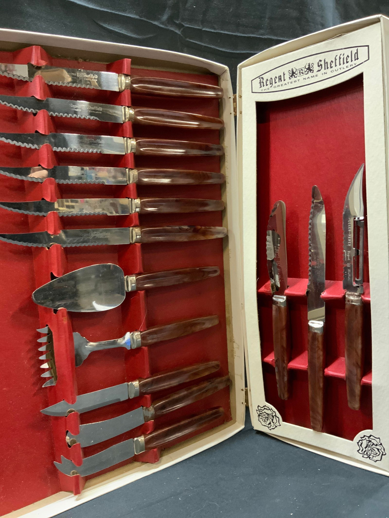 Vintage Regent Sheffield Stainless Cutlery Set (1 of 9)